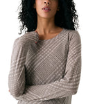 Lolë Dynamic Long Sleeves in beige plaid