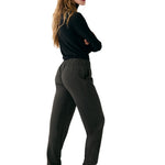 Lolë Olivie Light Jogger in olive — the Olivie Jogger is your go-anywhere take on comfort