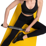 Lolë Massage Stick in Carbon black