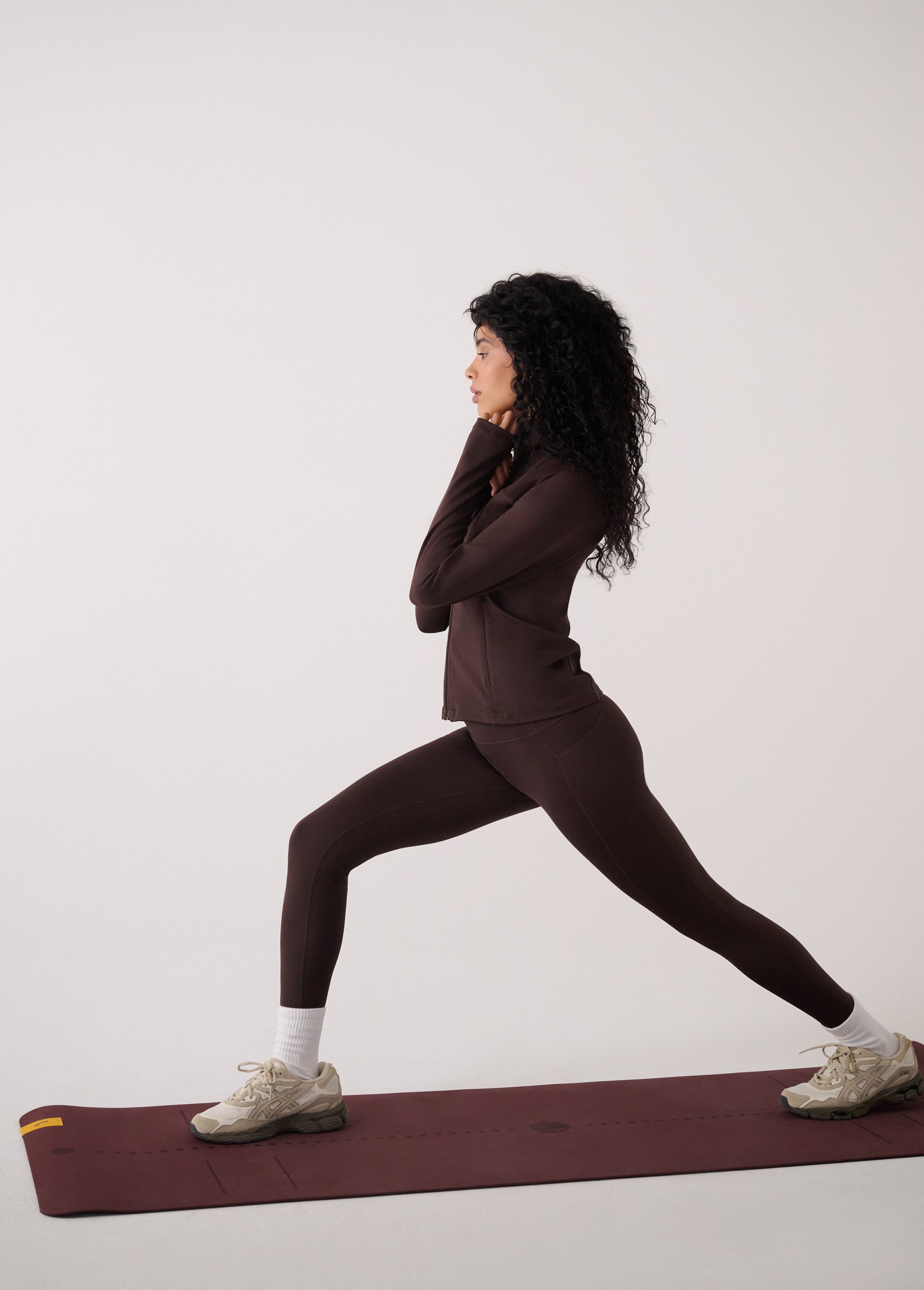 Lolë Align Tpe Yoga Mat in Sienna brown