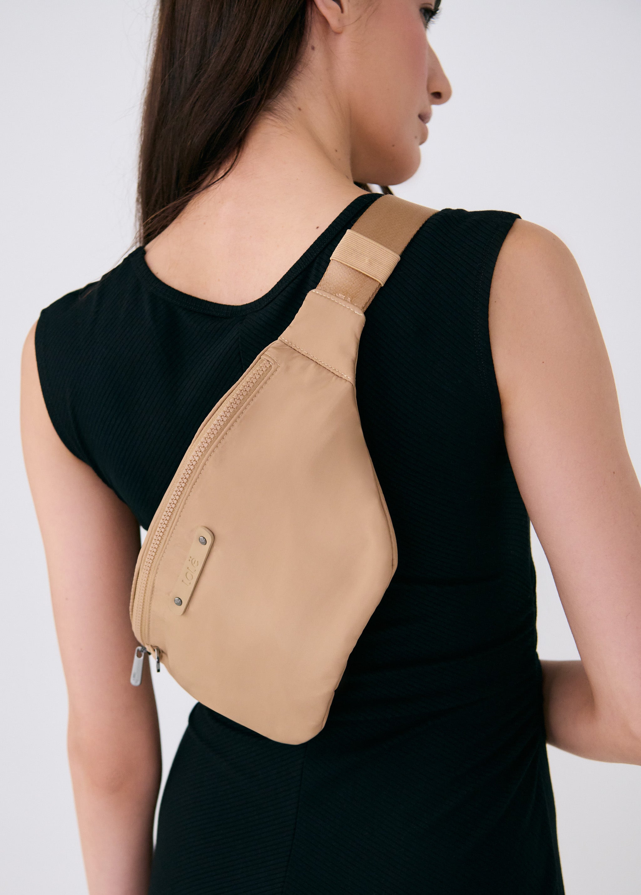 Lolë Taylor Belt Bag in Carmel tan