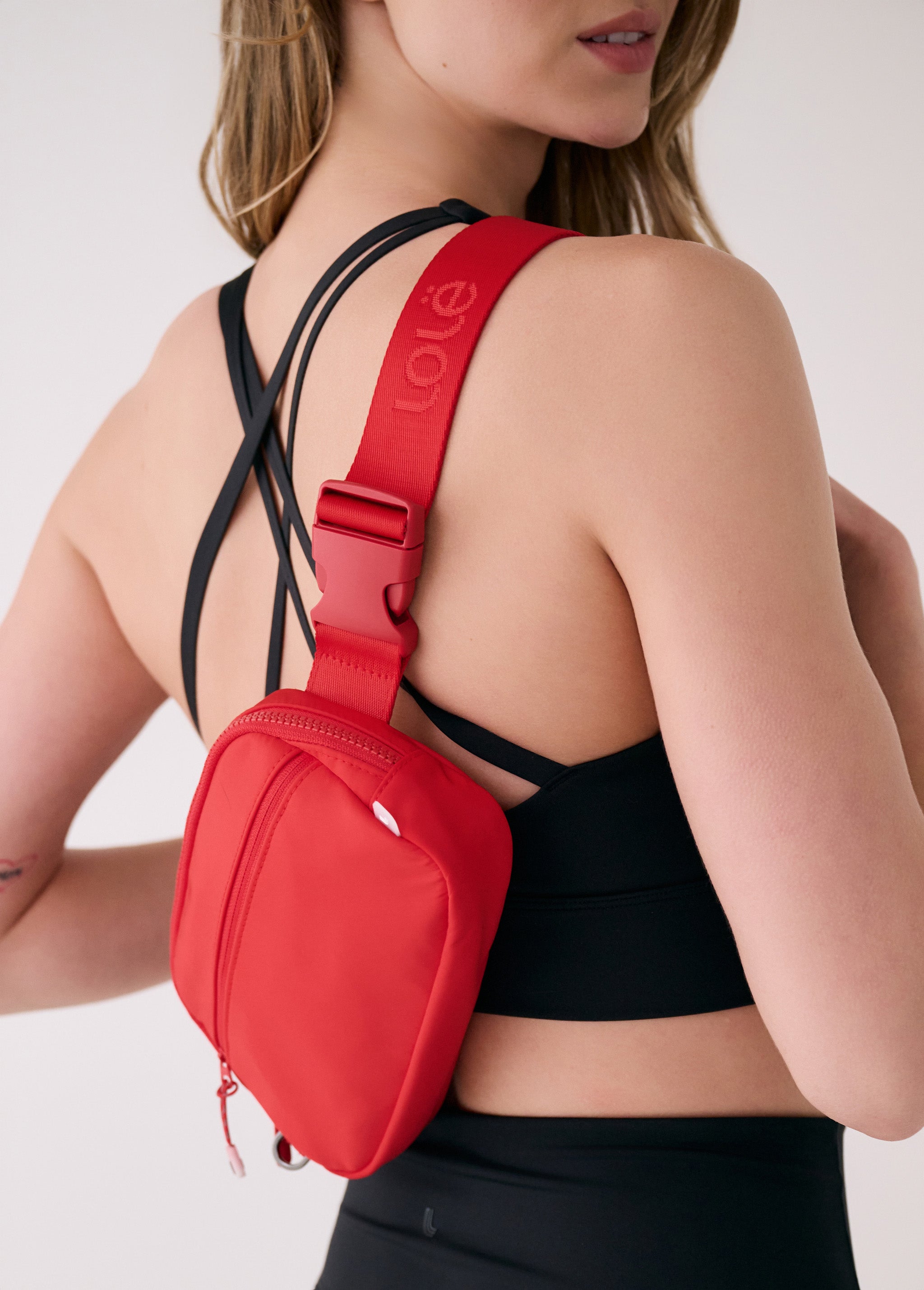 Lolë Jamie Bag in Poppy red