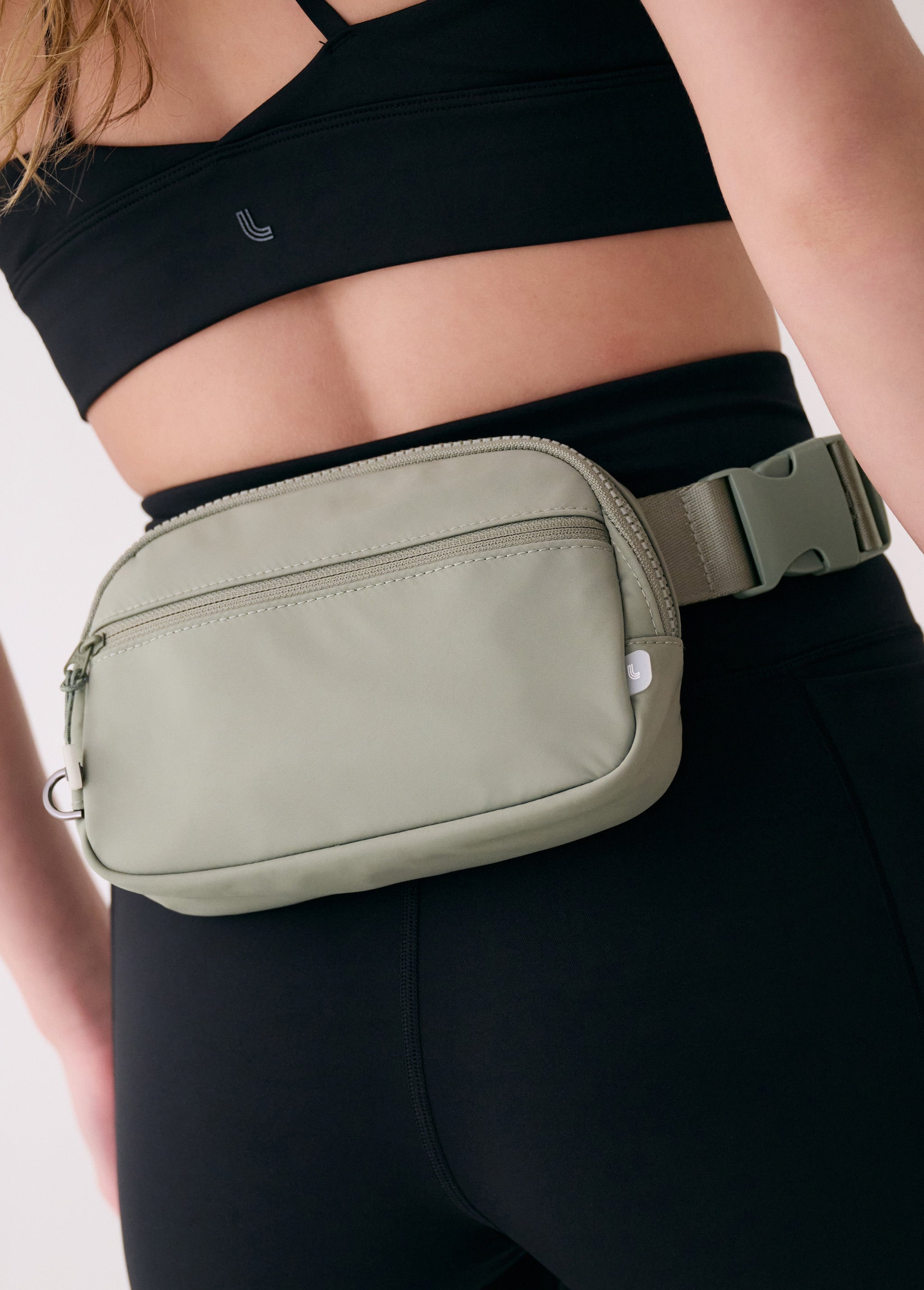 Lolë Jamie Bag in Willow sage green