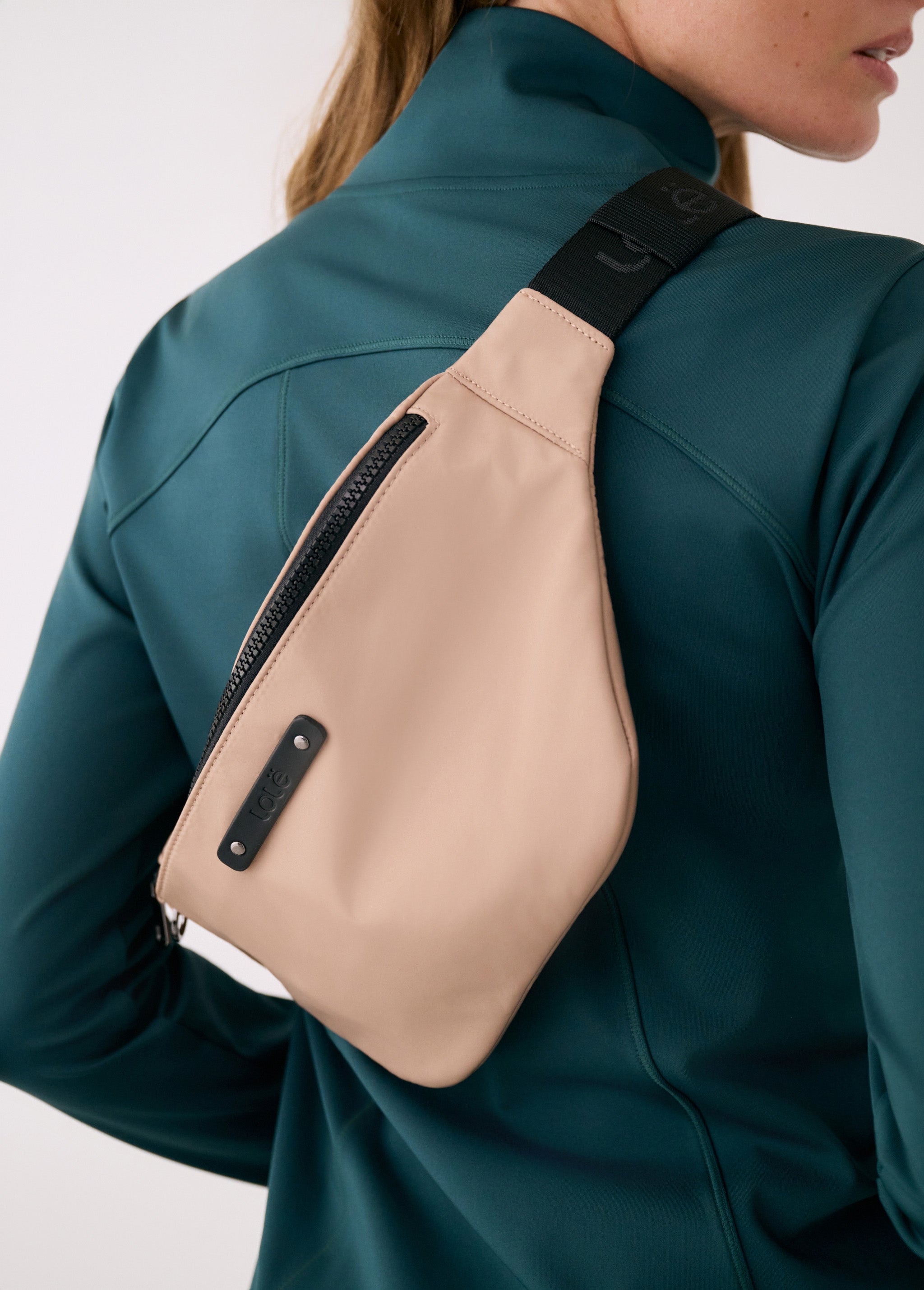 Lolë Taylor Belt Bag in Sandshell beige