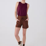 Lolë Momentum Shorts in Sienna brown