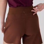 Lolë Momentum Shorts in Sienna brown