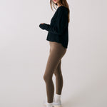 Lolë Classic Crew in black