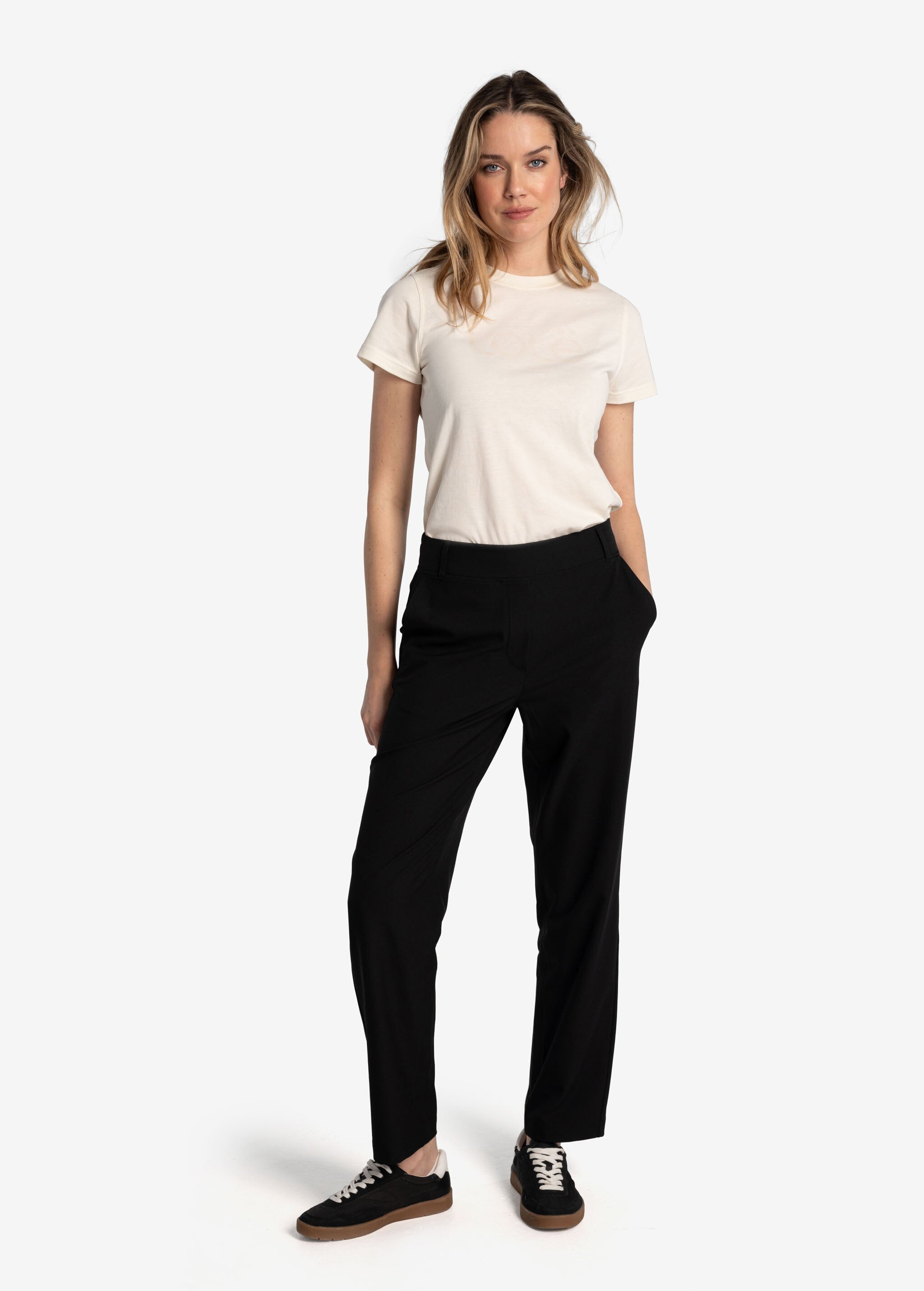 Lolë Connect Straight Leg Pants in black
