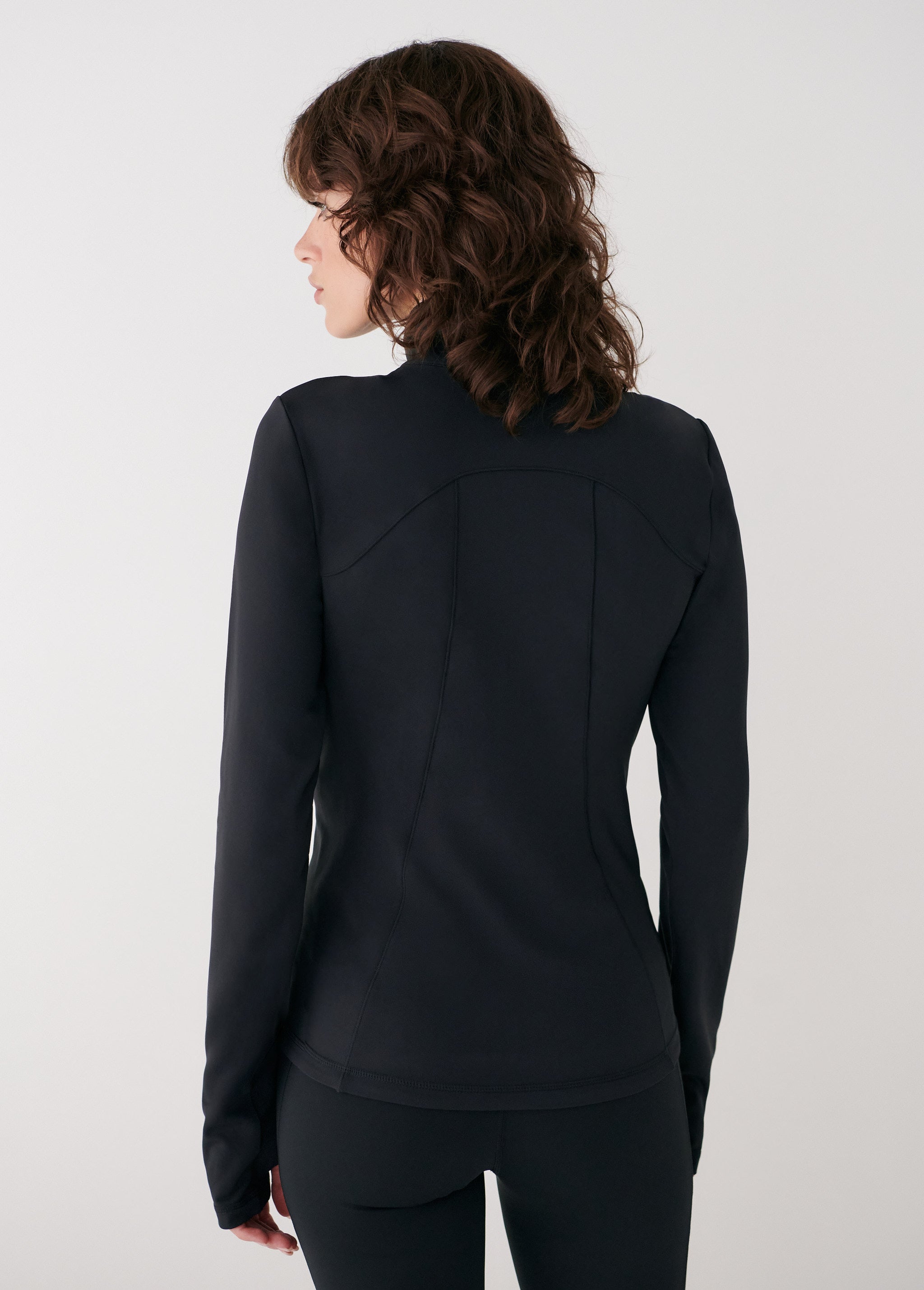 Lolë Step Up Jacket in black