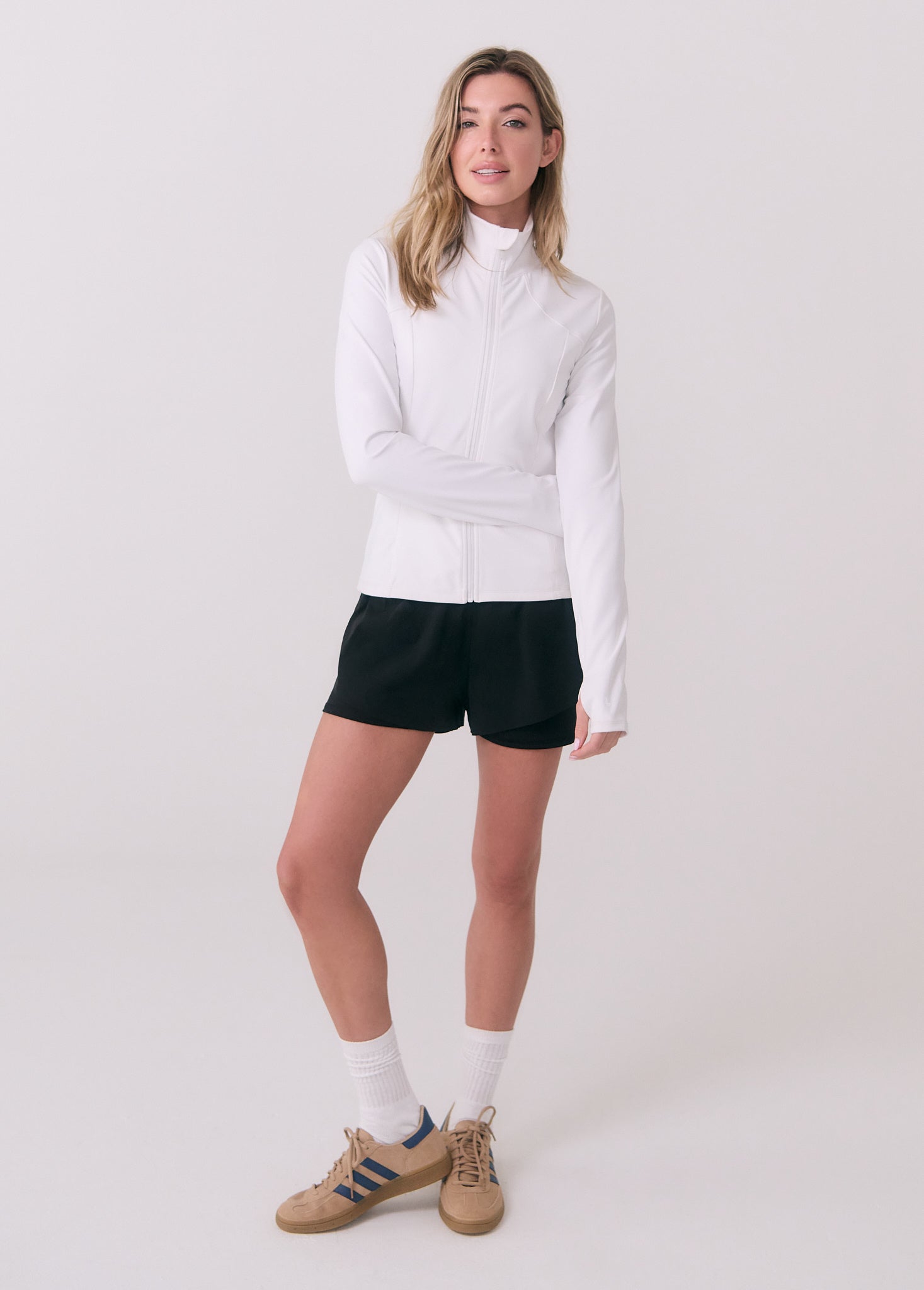 Lolë Step Up Jacket in white