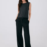 Lolë Elisia Short Sleeve in black