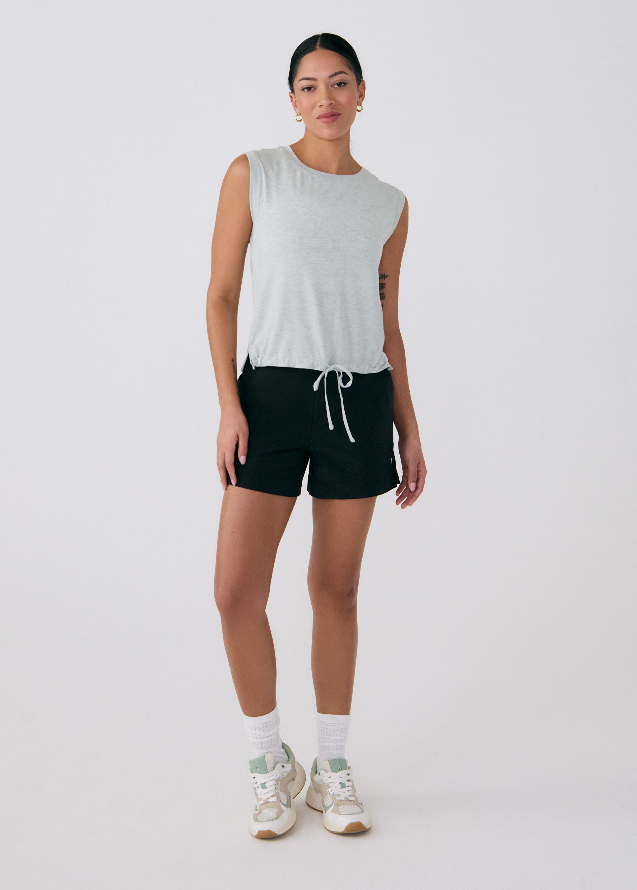 Lolë Elisia Short Sleeve in sage