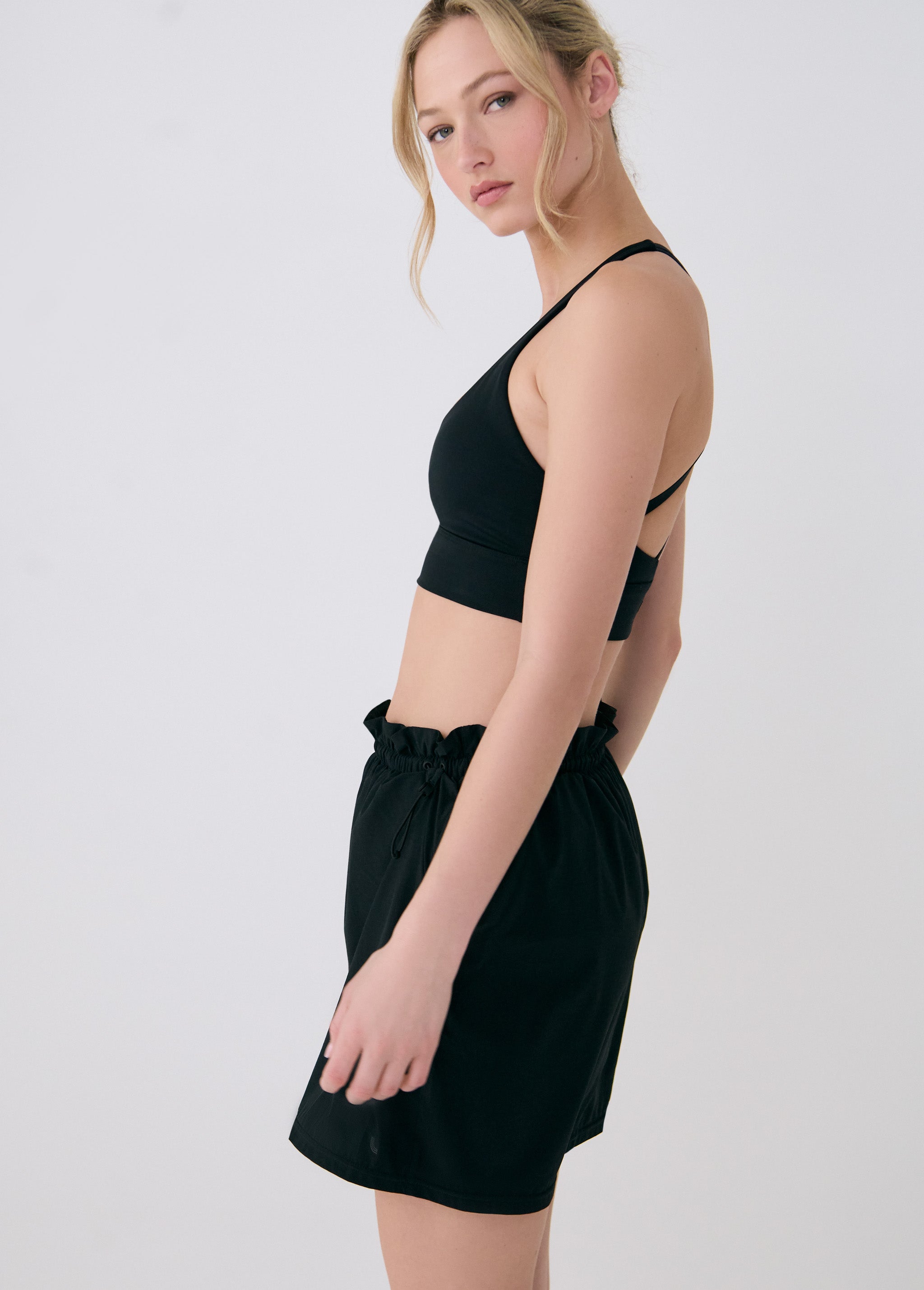 Lolë Sofia Skort in black