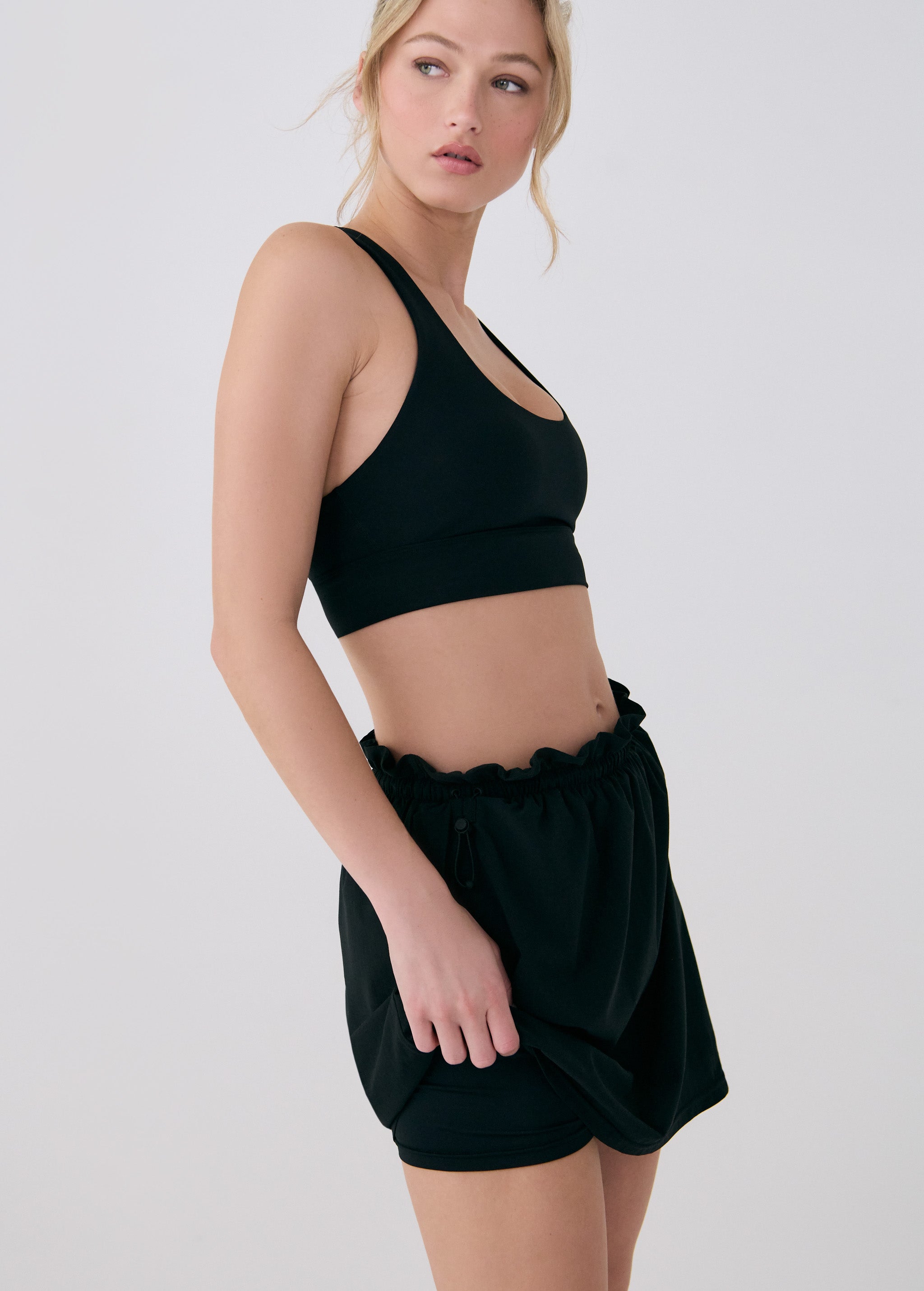 Lolë Sofia Skort in black
