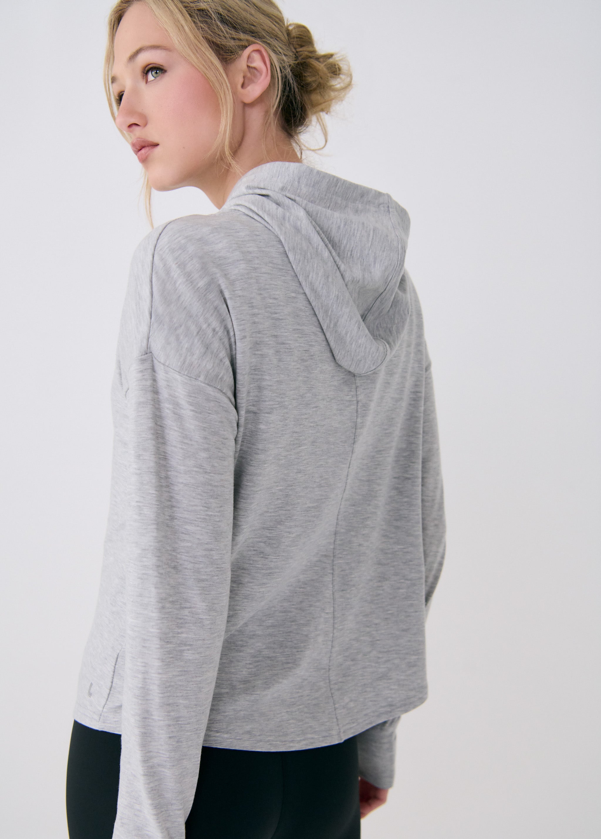 Lolë Dynamic Hoodie in grey