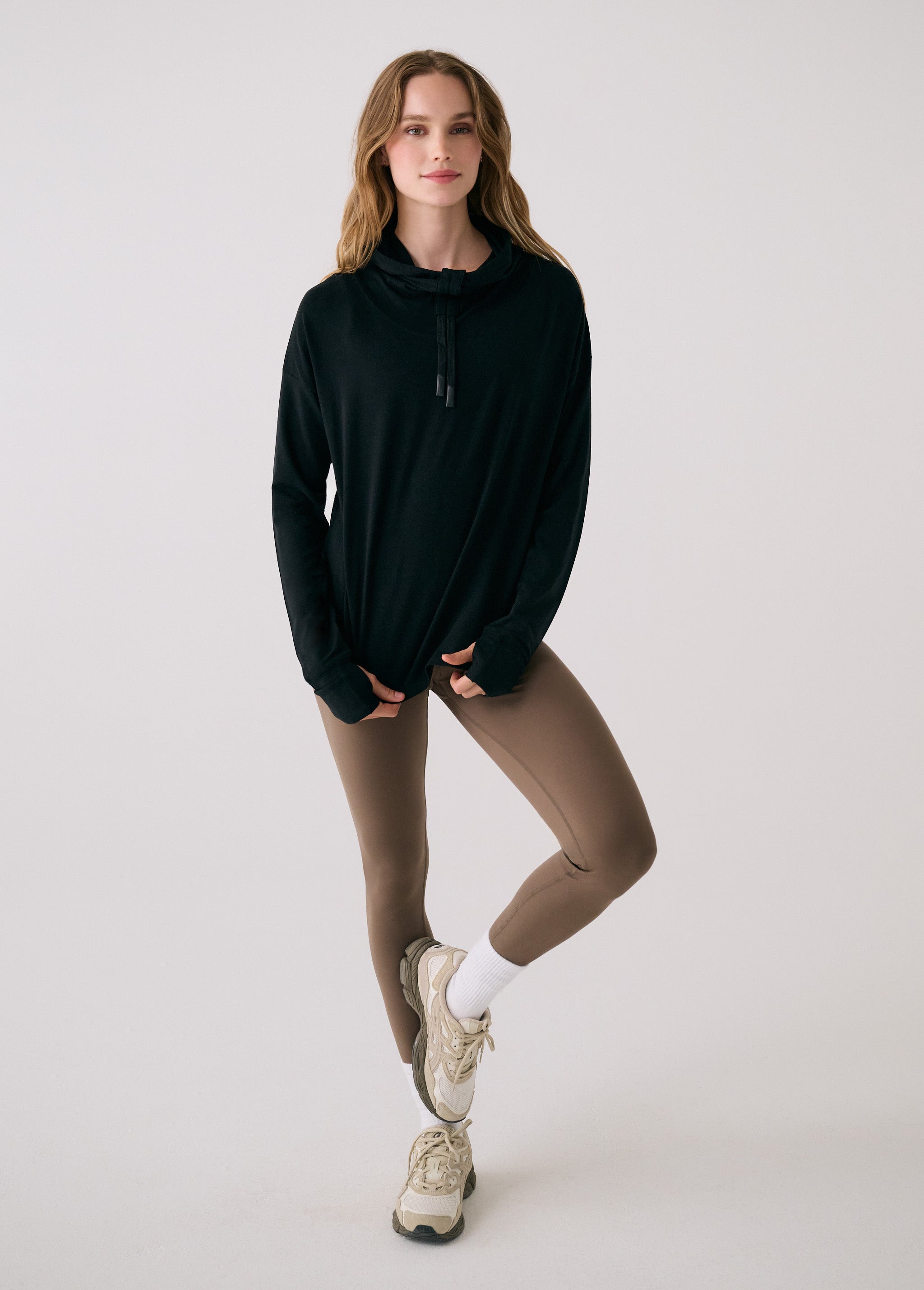 Lolë Dynamic Hoodie in black