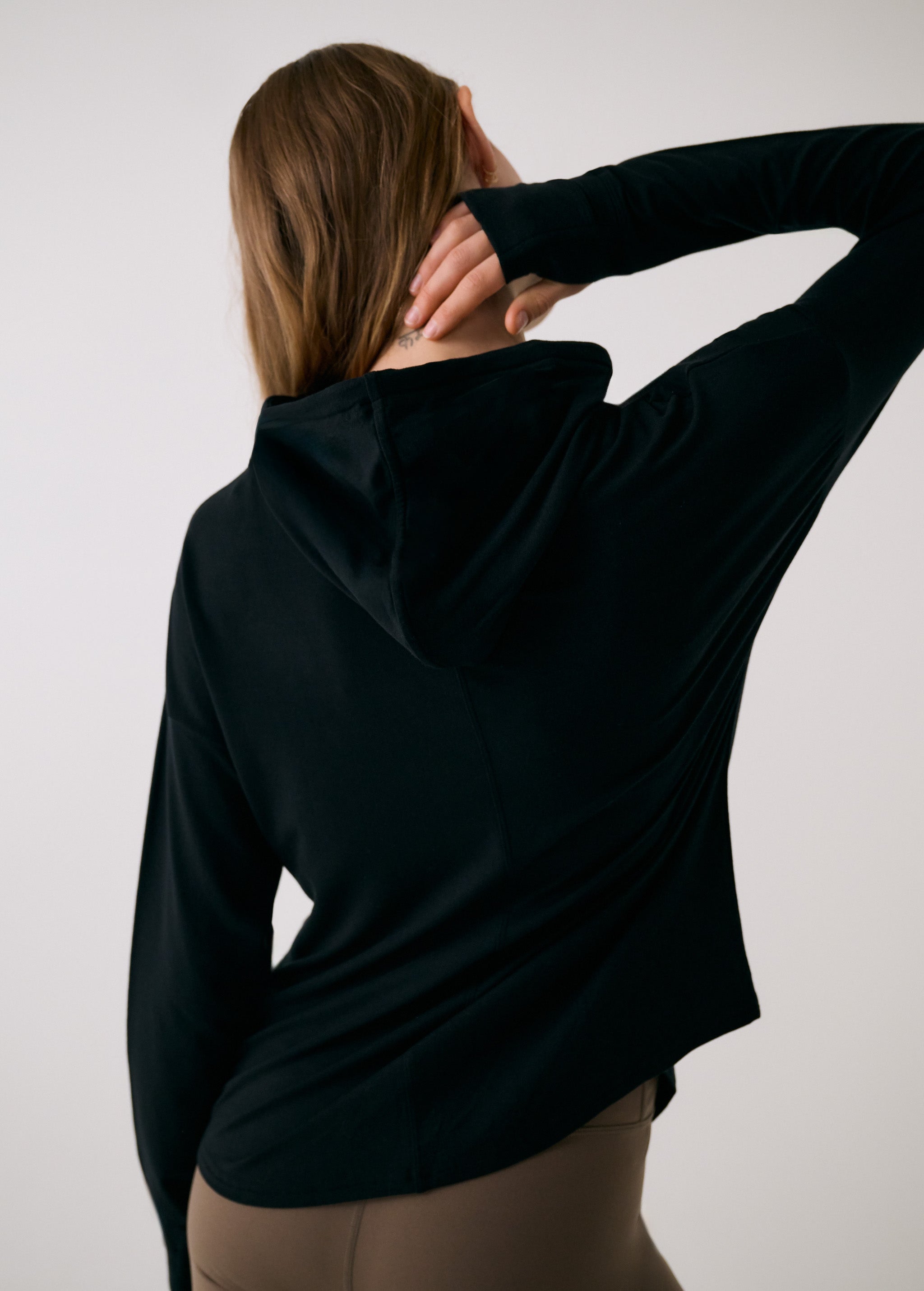 Lolë Dynamic Hoodie in black