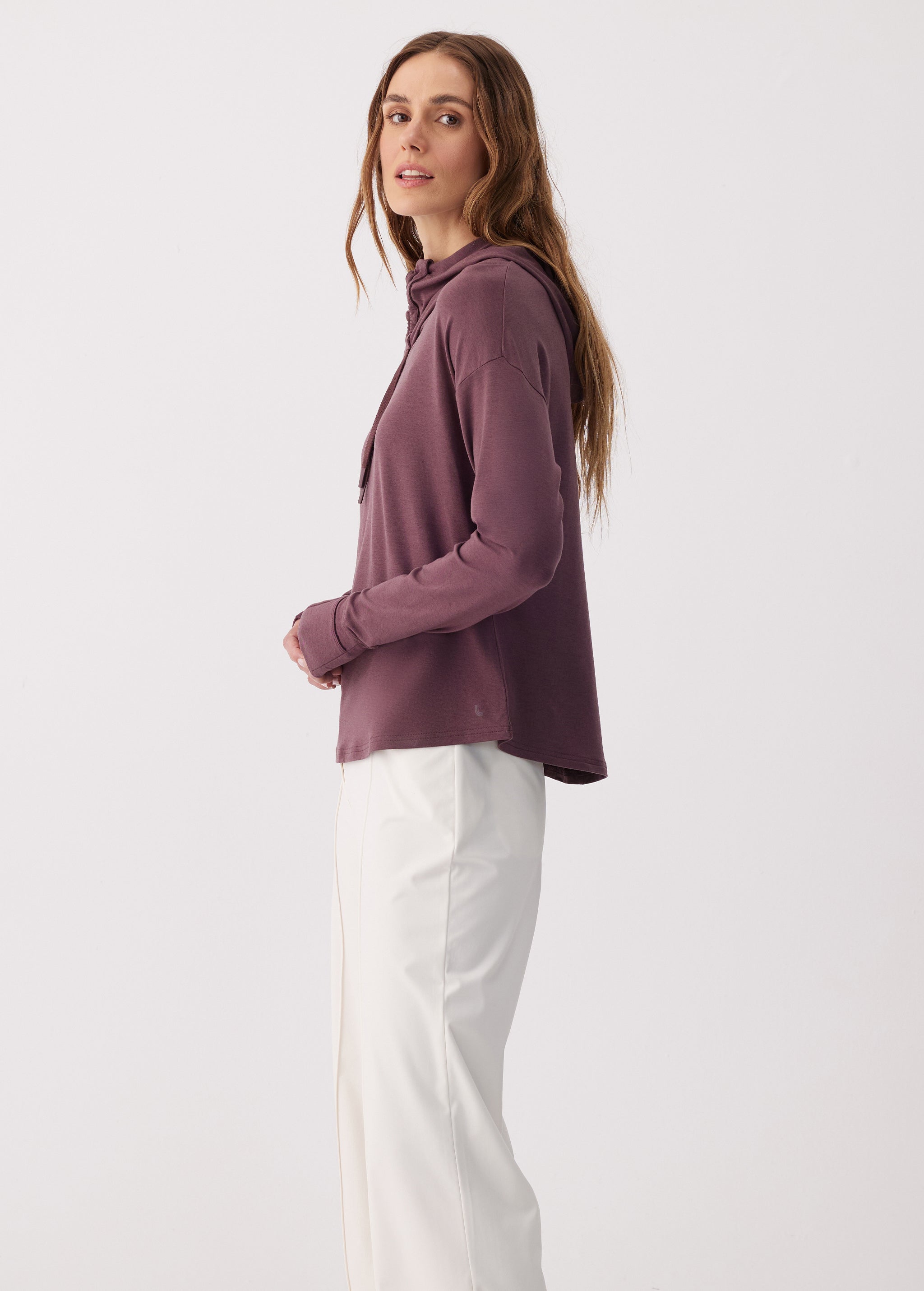 Lolë Dynamic Hoodie in Mulberry plum