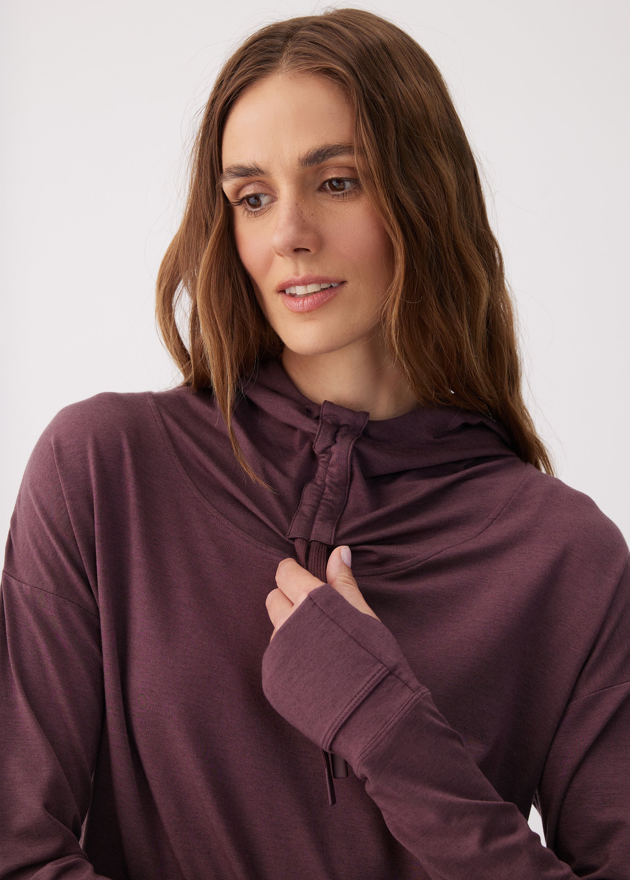 Lolë Dynamic Hoodie in Mulberry plum