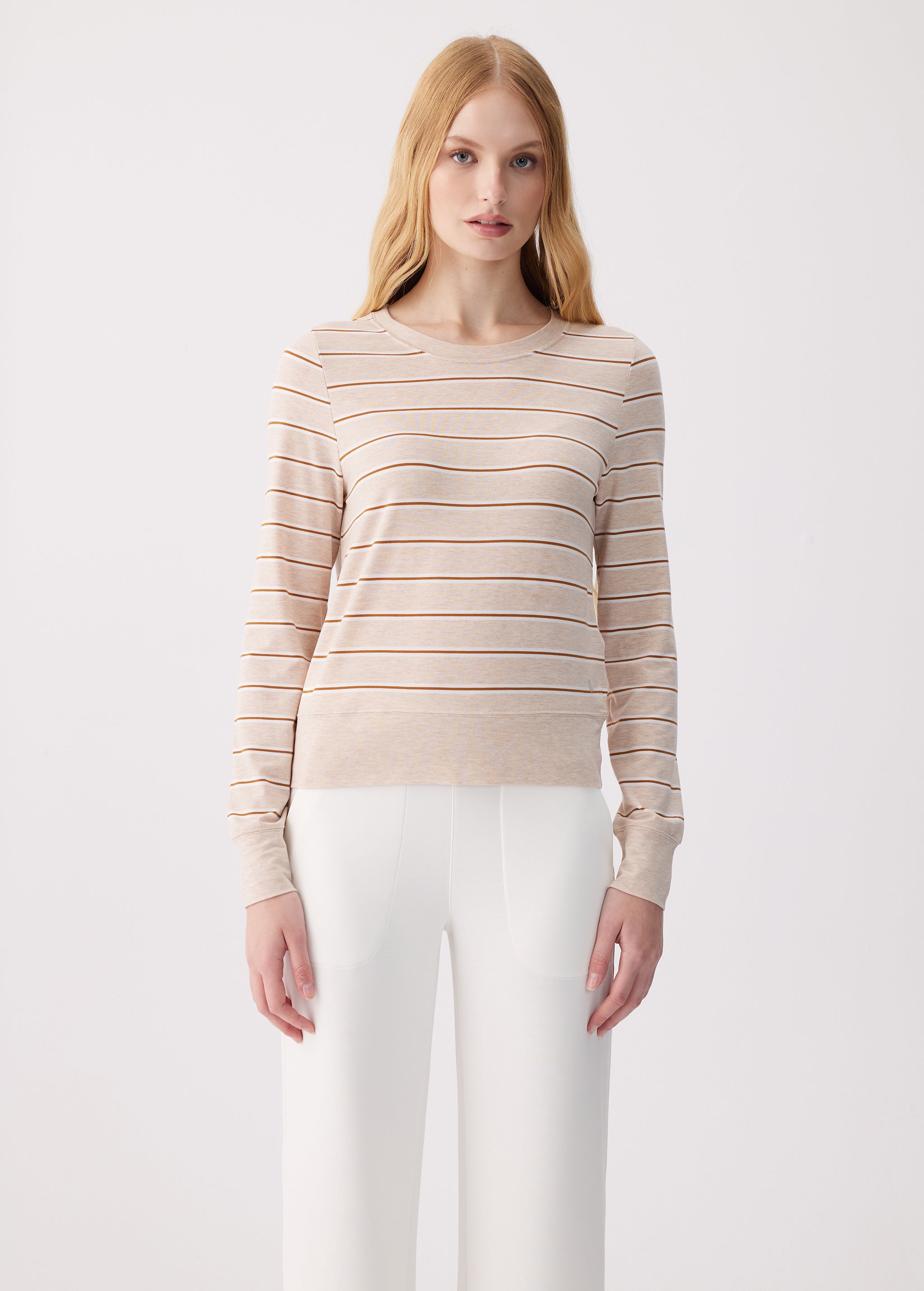 Lolë Dynamic Long Sleeves in beige stripe