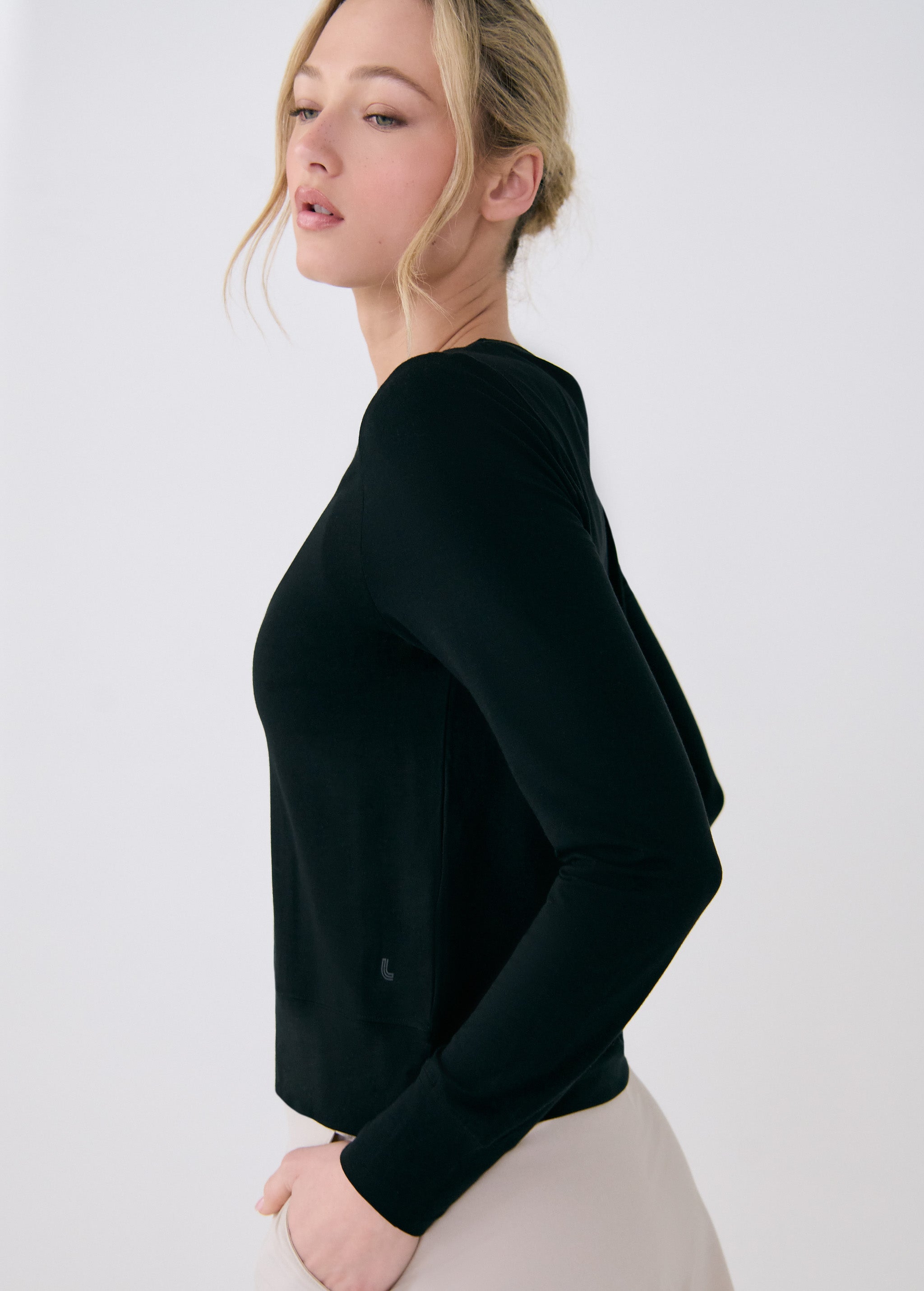 Lolë Dynamic Long Sleeves in black