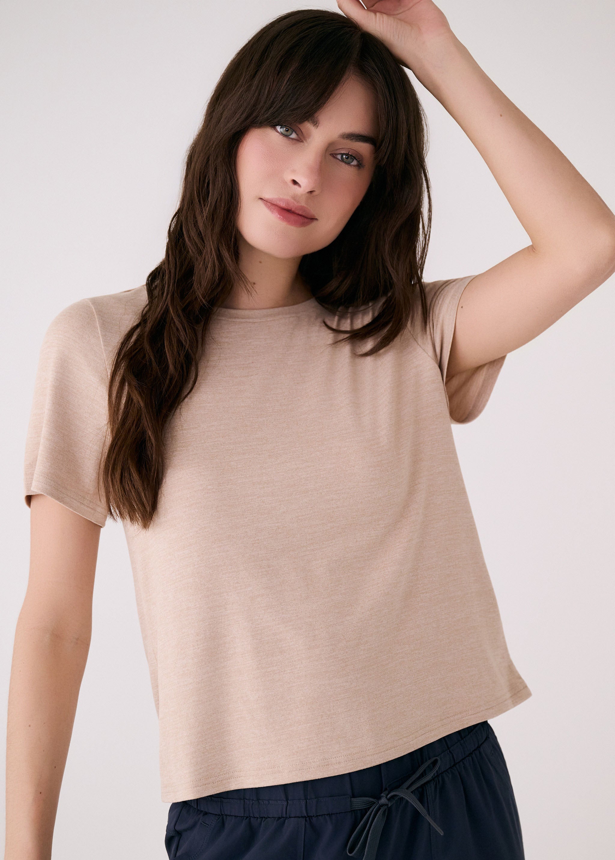 Lolë Vital Tee in beige
