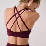 Lolë Action Bra in burgundy