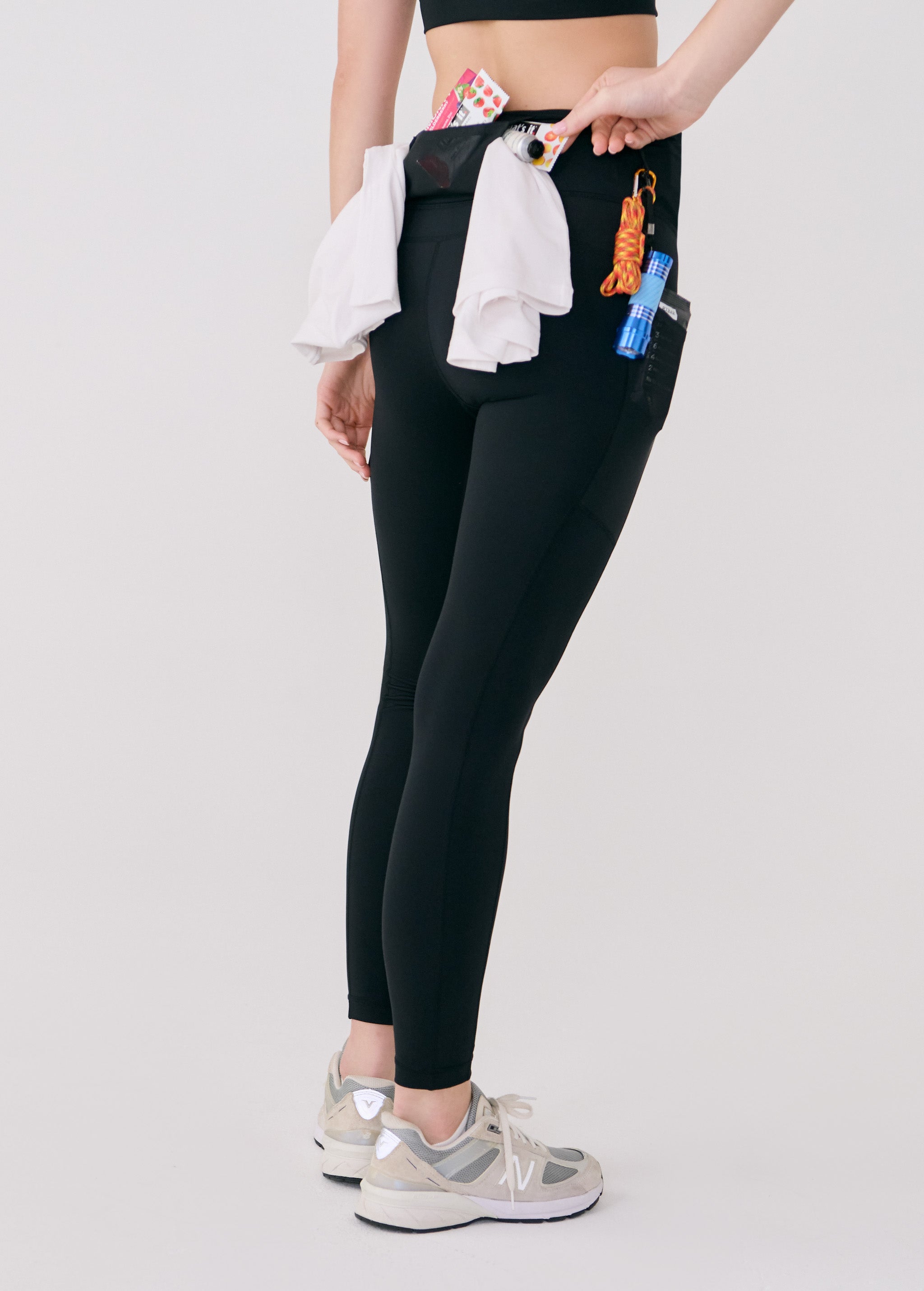 Lolë Action Ankle Leggings in black