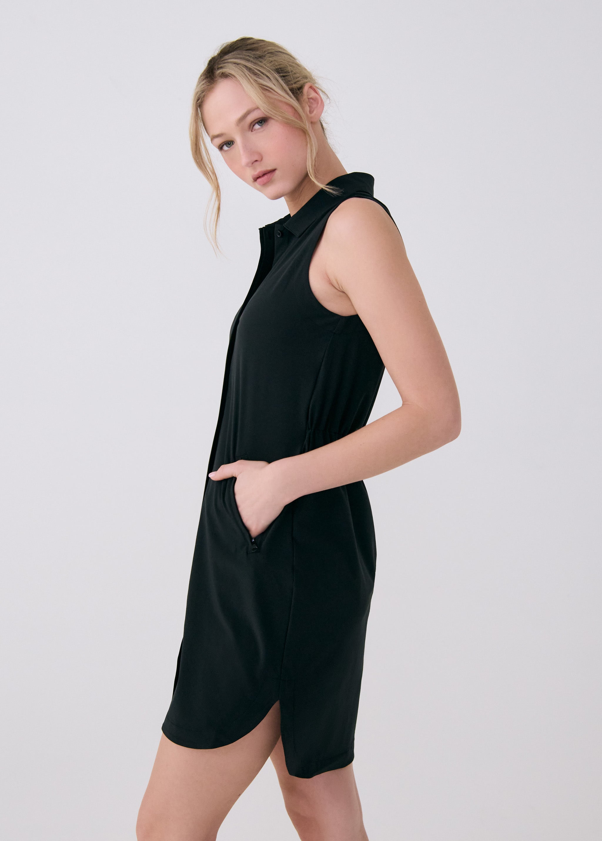 Lolë Olivie Shirt Dress in black