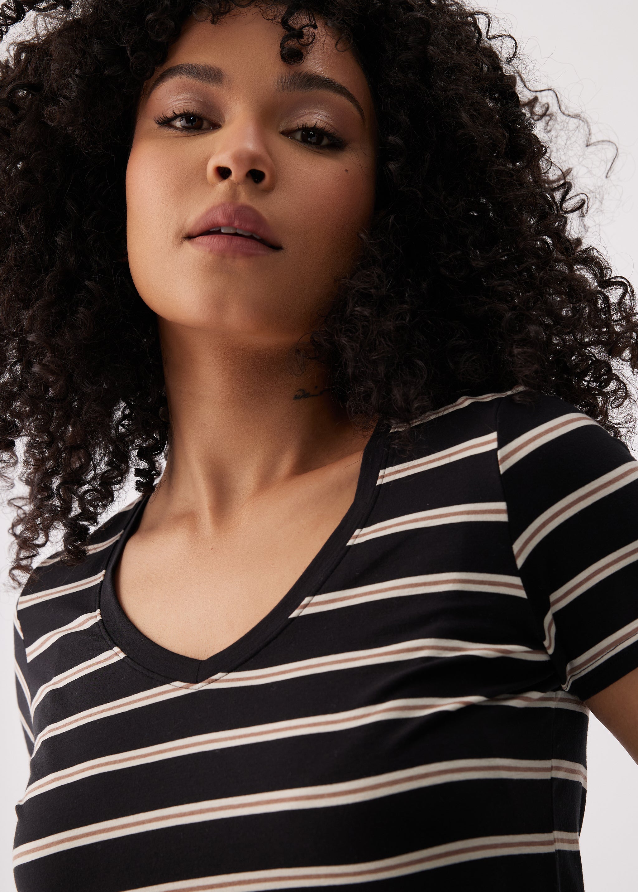 Lolë Dynamic V-neck in black — this V-neck tee proves that everyday essentials can still feel special