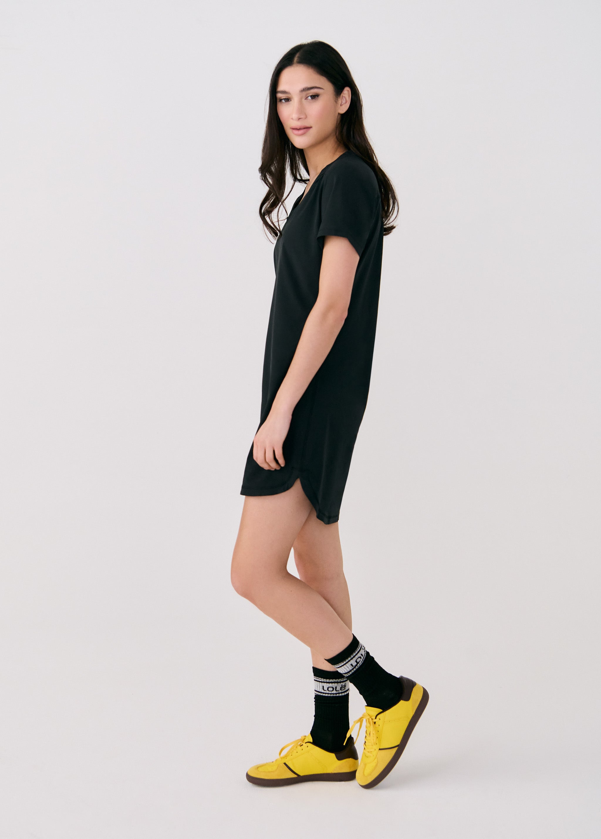 Lolë Olivie V Neck Dress in black