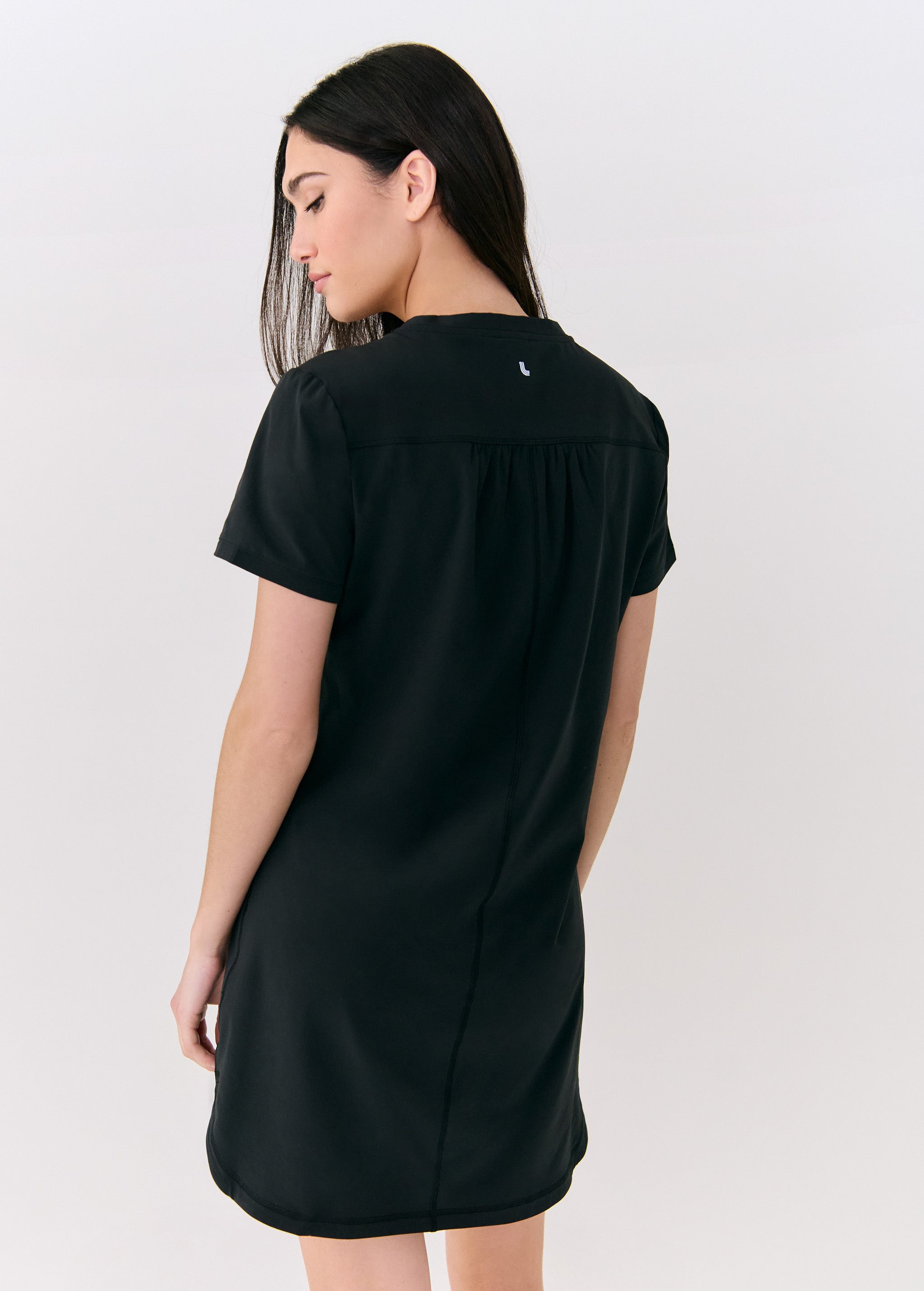 Lolë Olivie V Neck Dress in black