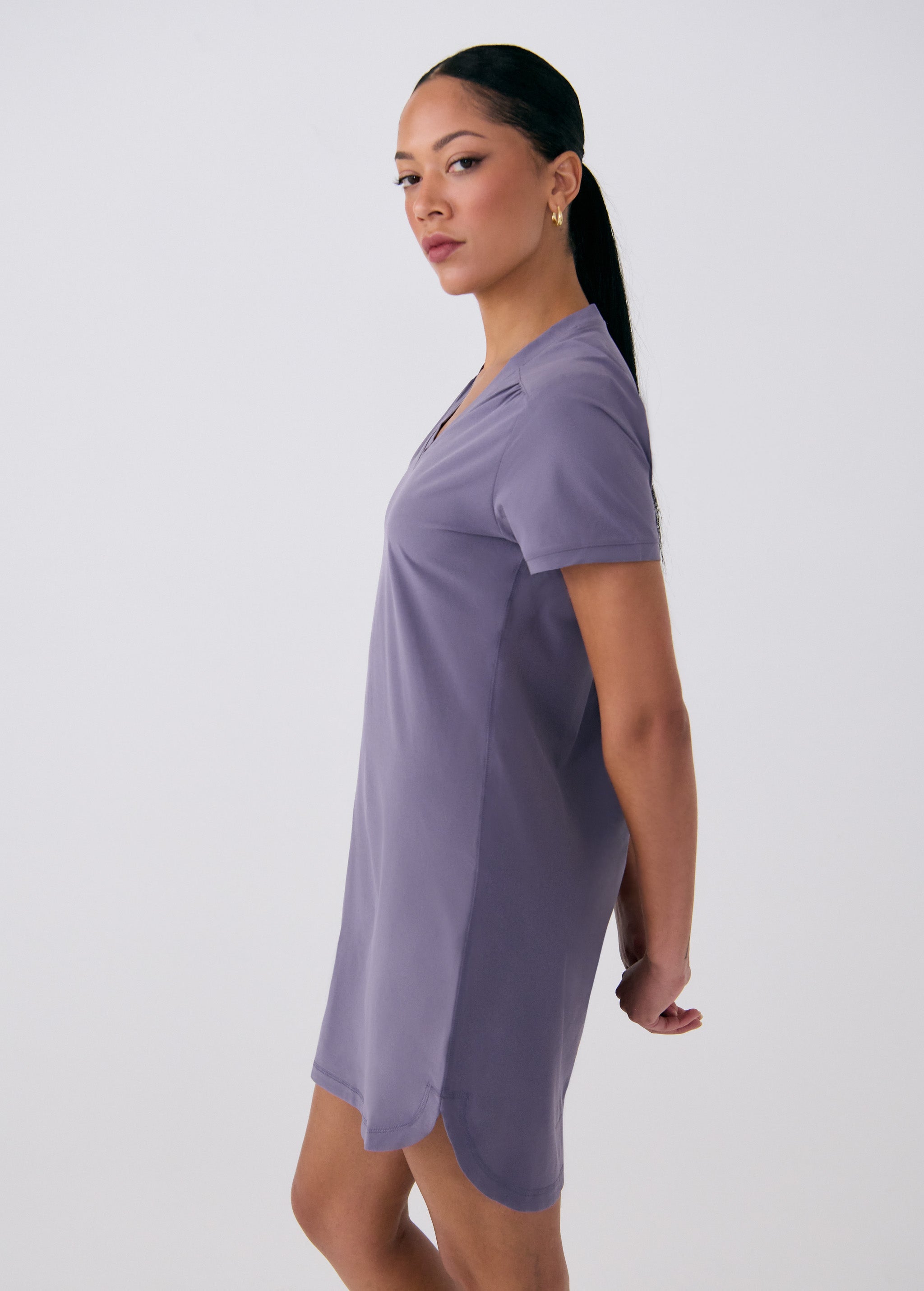 Lolë Olivie V Neck Dress in Eclipse dusty purple