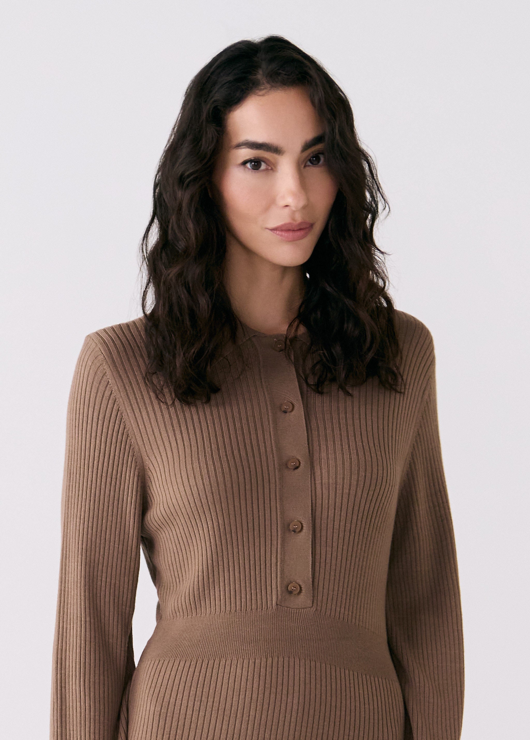 Lolë Cleo Dress in Fossil taupe