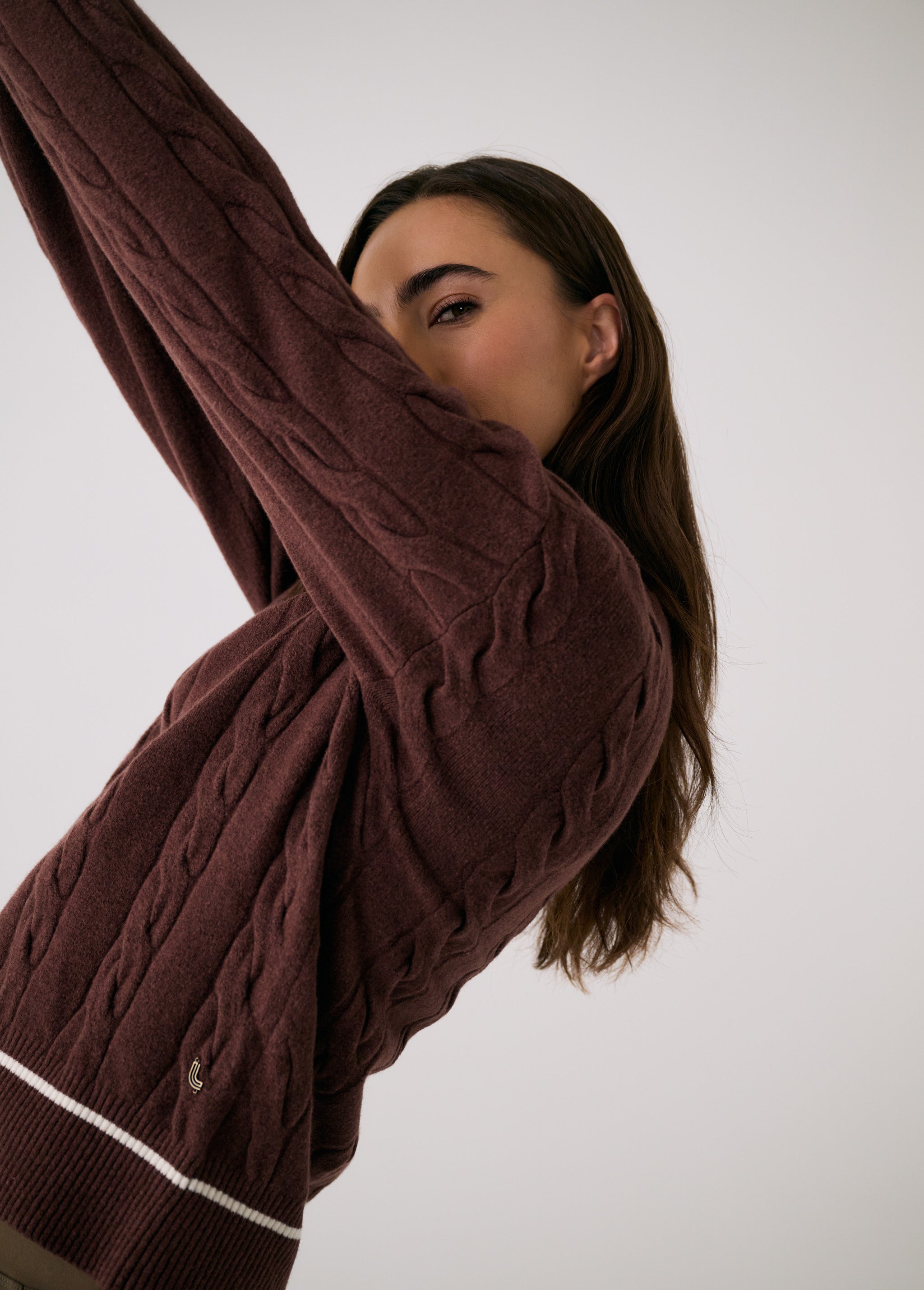 Lolë Camila V-Neck in mauve brown