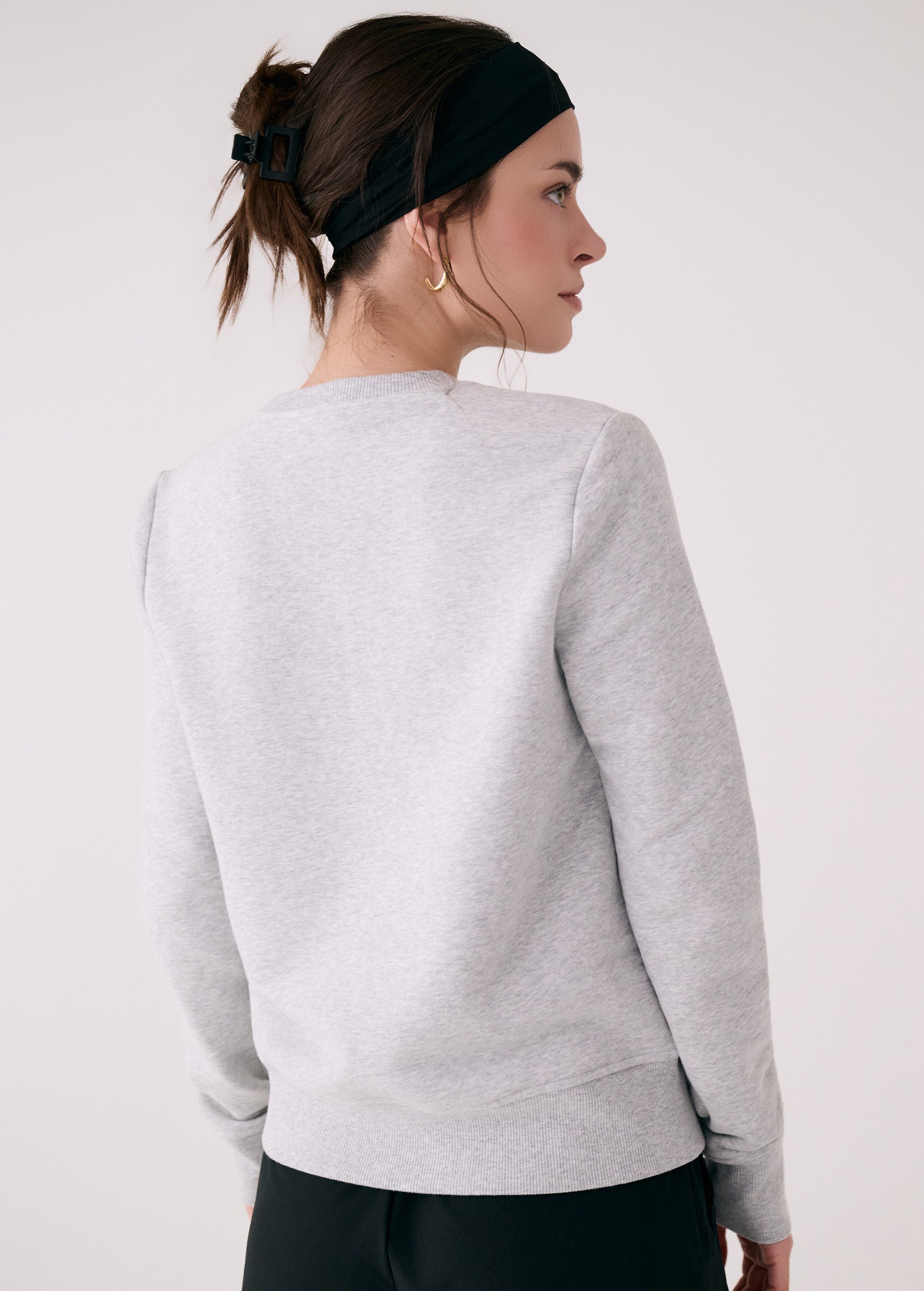 Lolë Icone Crew Neck Pullover in grey