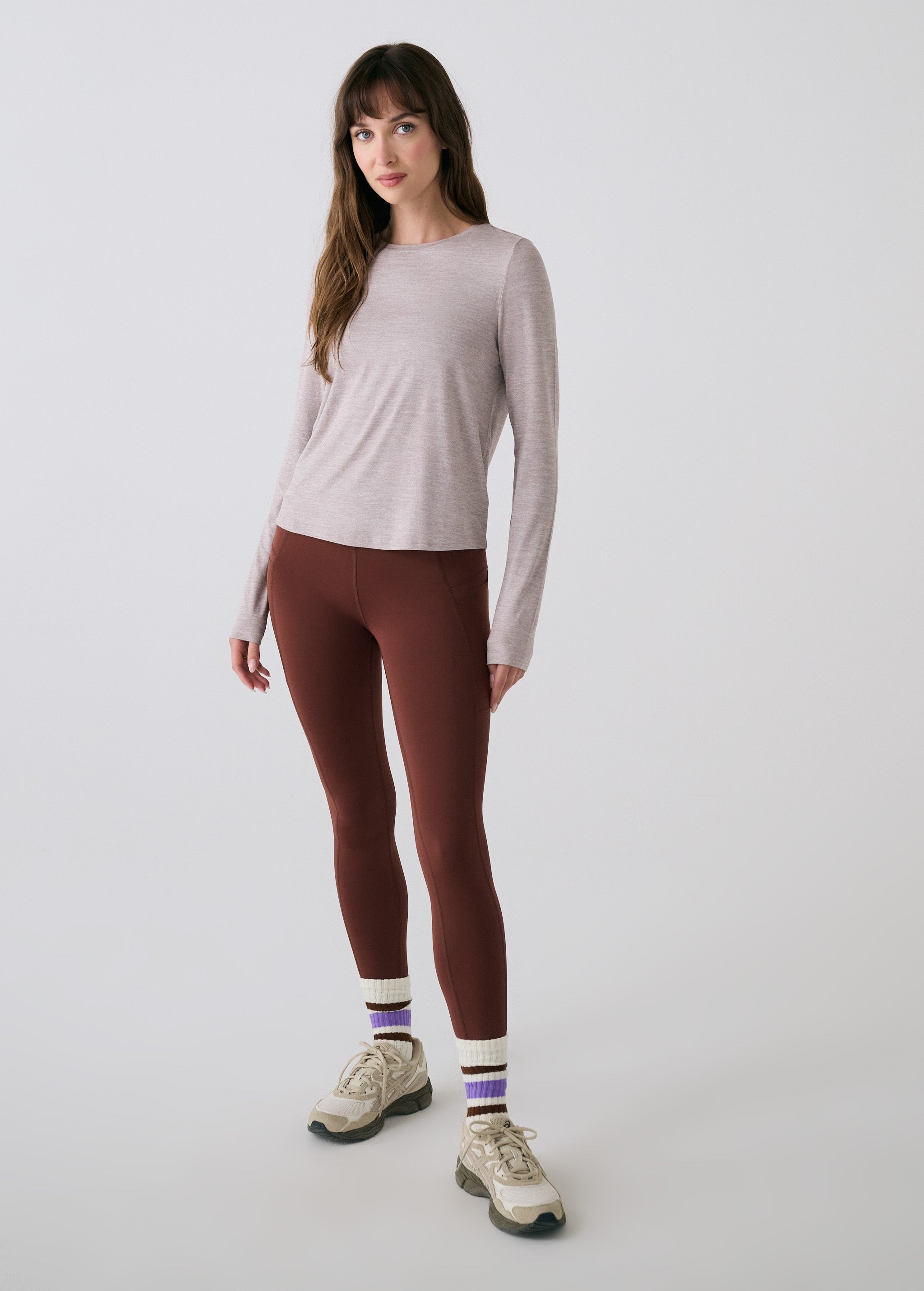 Lolë Vital Long Sleeves in light grey