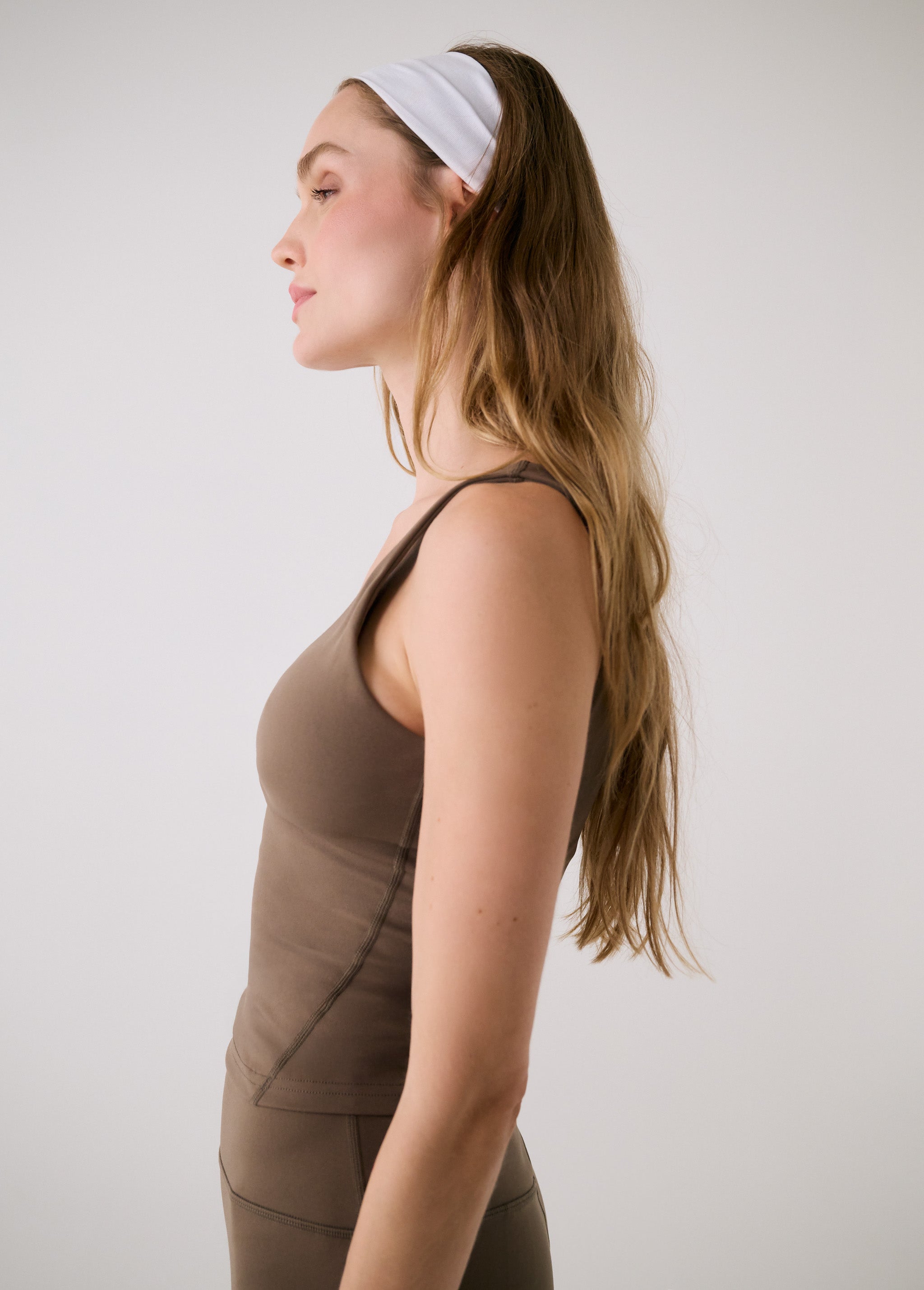Lolë Serene Support Tank Top in Mocha olive brown