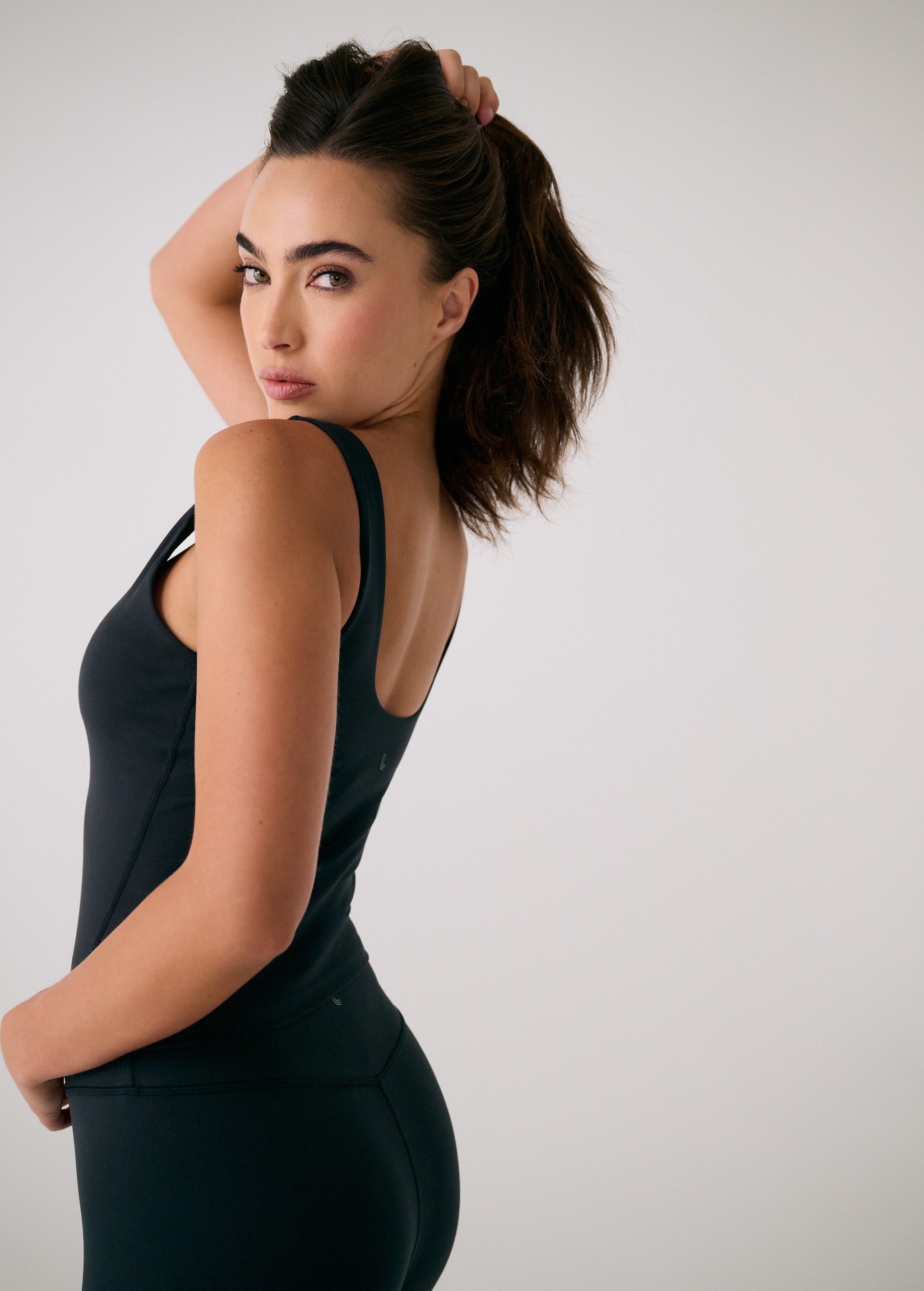 Lolë Serene Support Tank Top in black