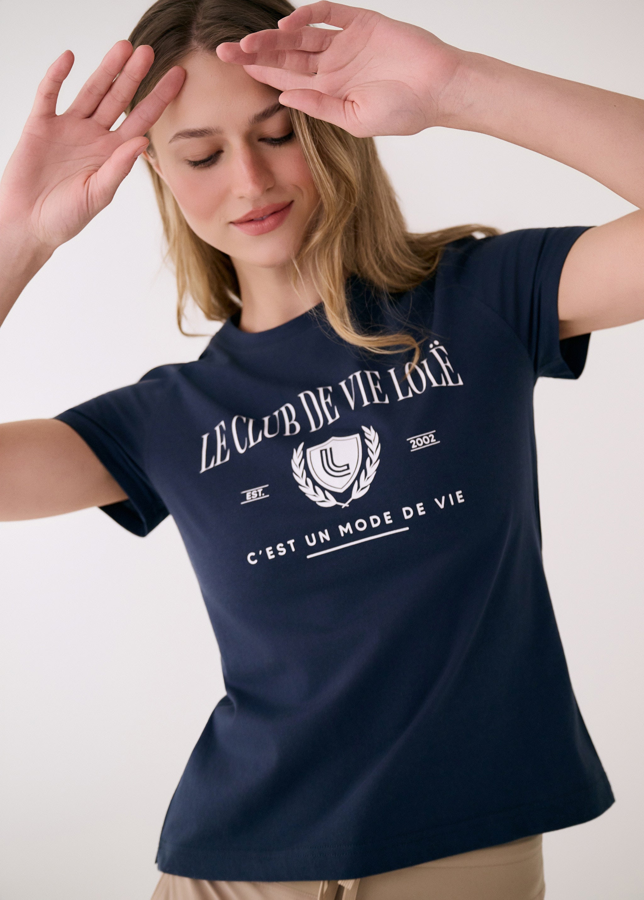 Lolë Laurier Logo T-shirt in Outerspace navy