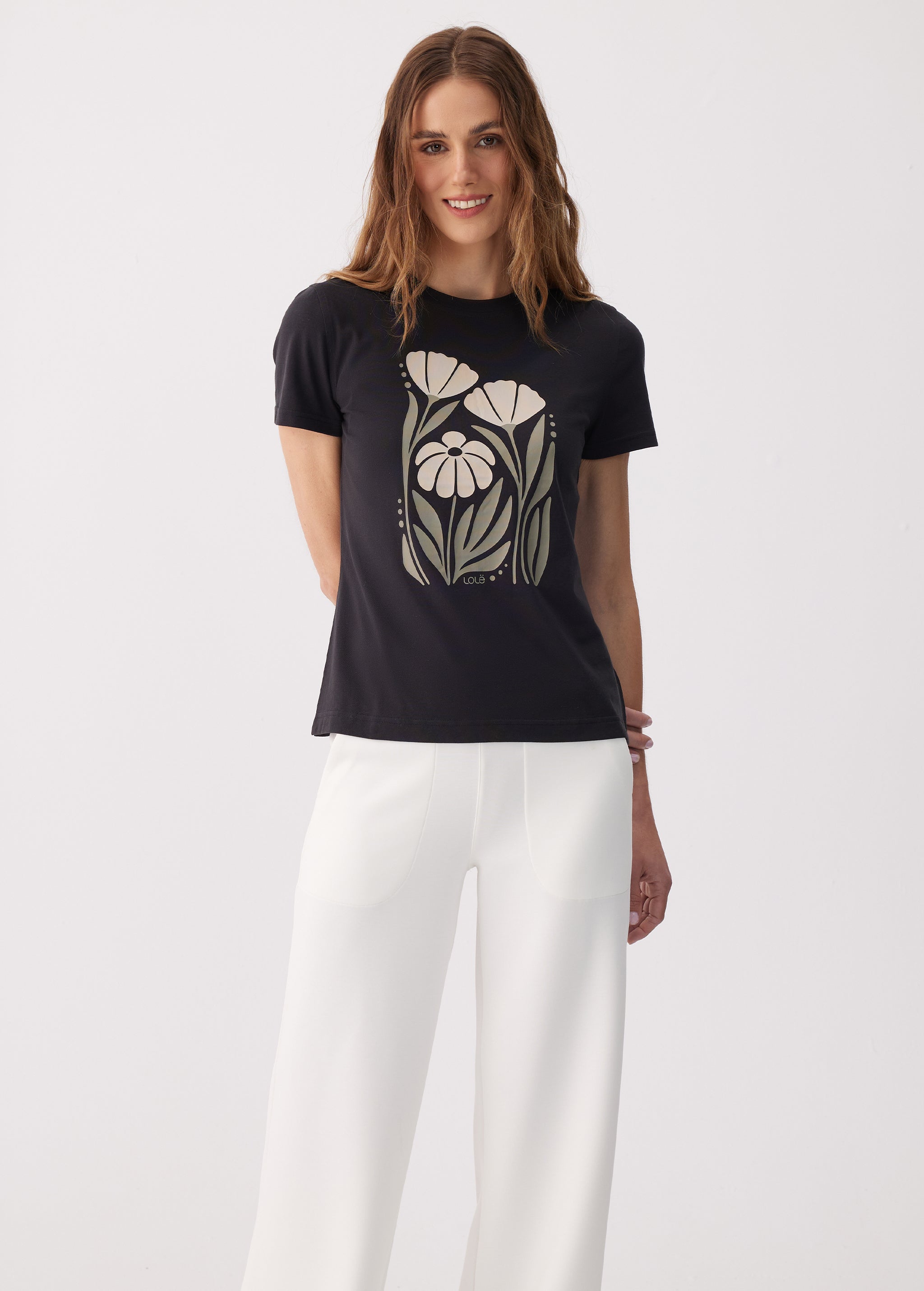 Lolë Laurier Logo T-shirt in black