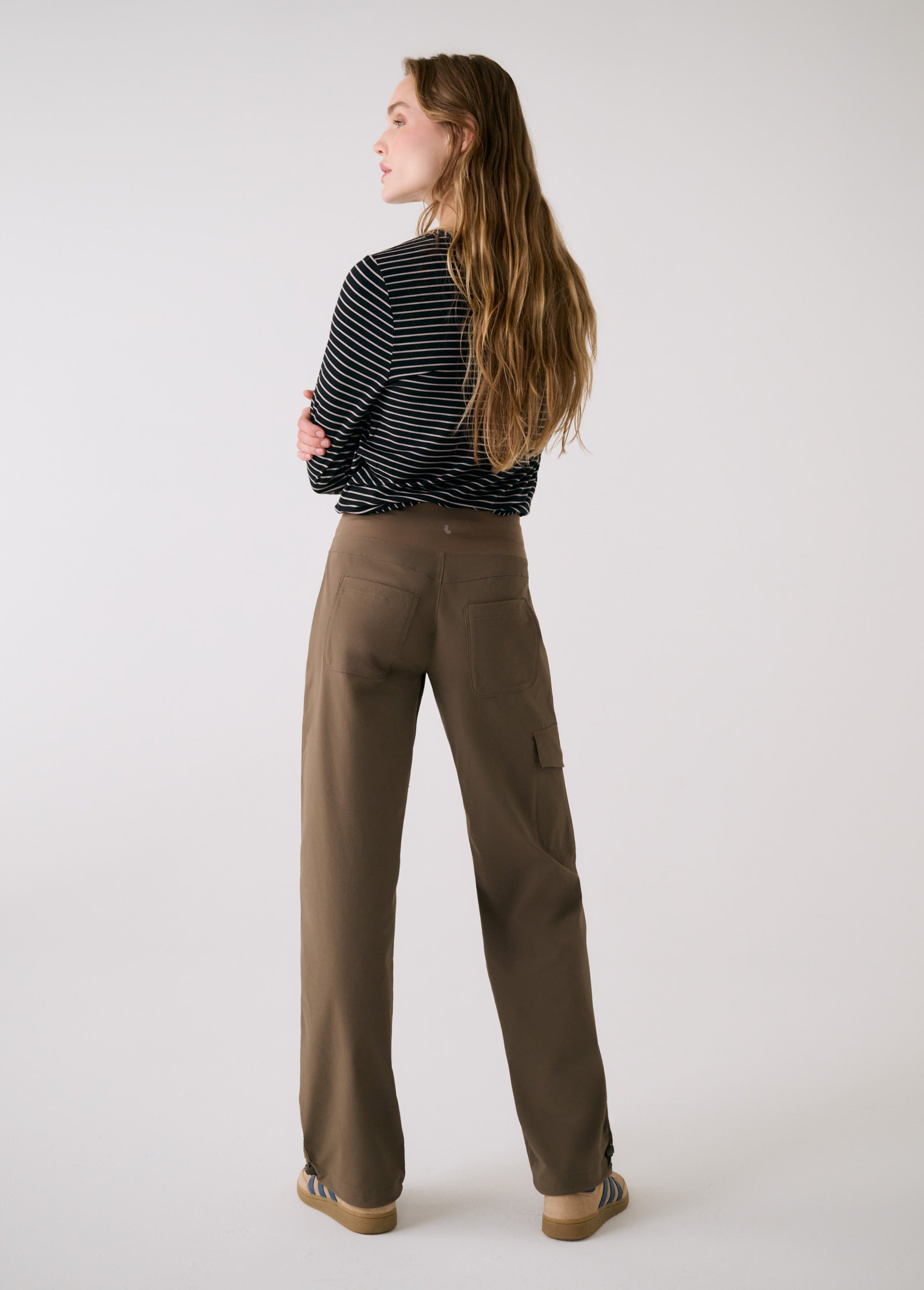 Lolë Olivie Tech Trousers in Mocha olive brown