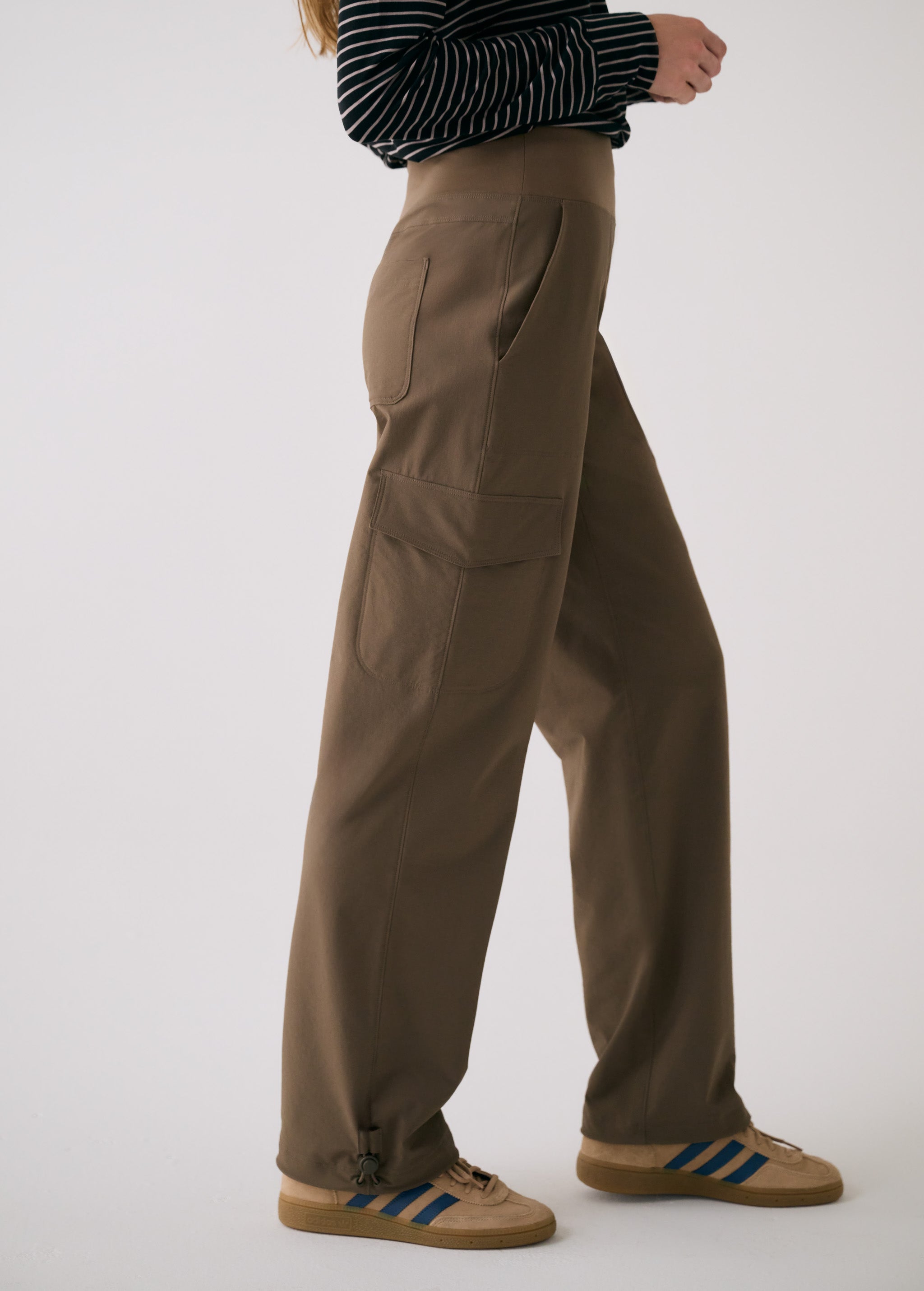 Lolë Olivie Tech Trousers in Mocha olive brown
