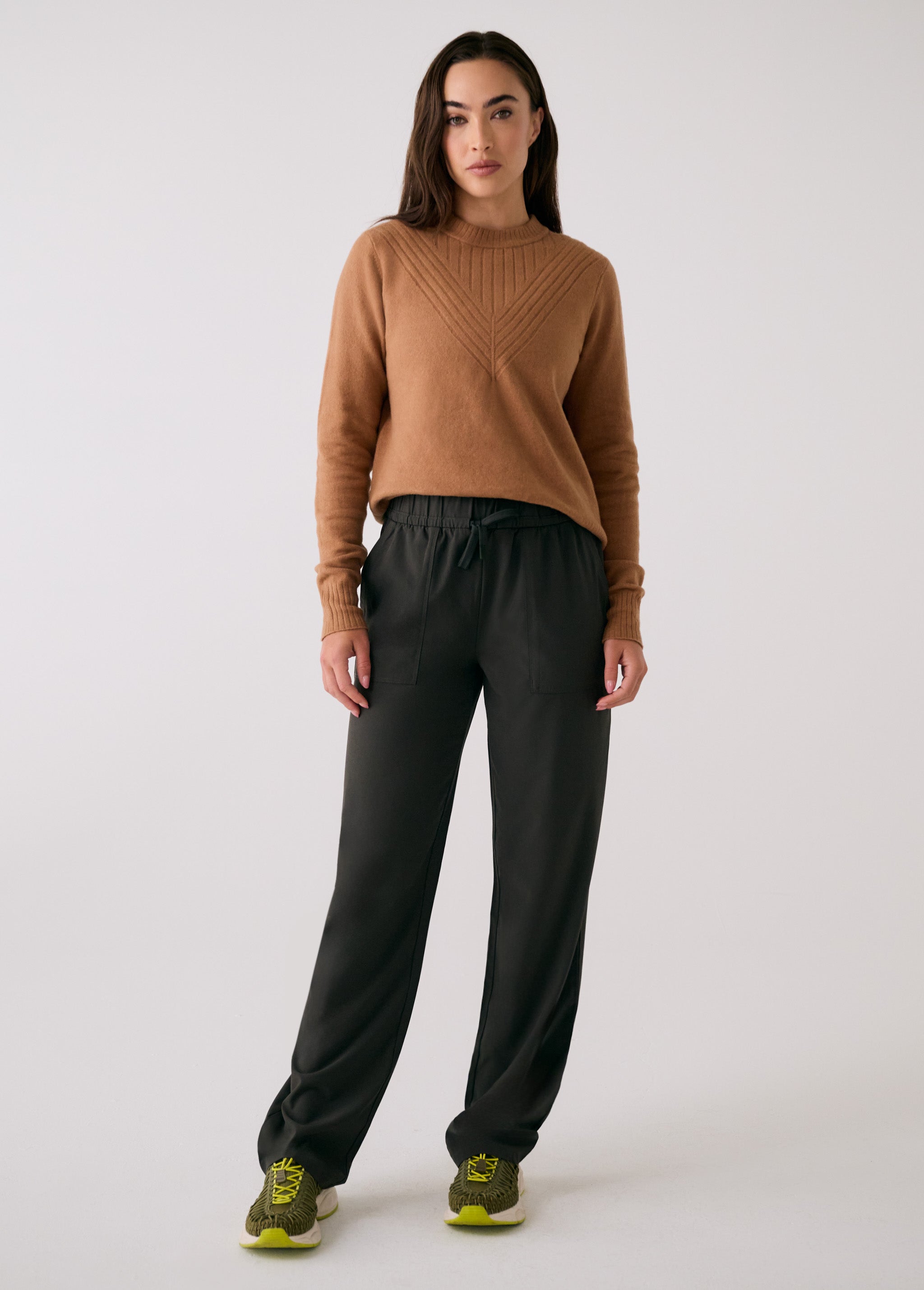 Lolë Olivie Pants in olive