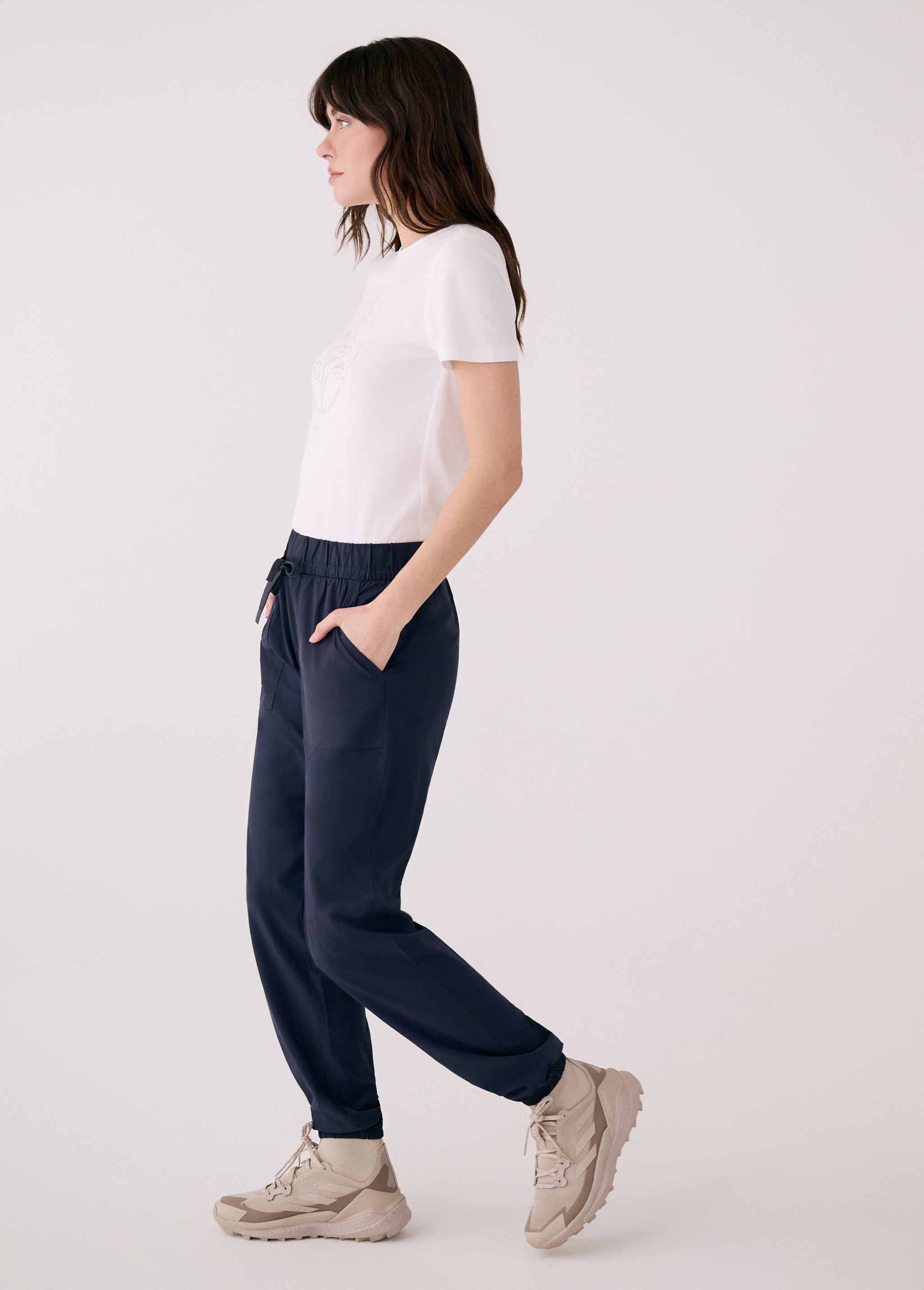 Lolë Olivie Light Jogger in Outerspace navy — the Olivie Jogger is your go-anywhere take on comfort