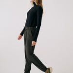 Lolë Olivie Light Jogger in olive — the Olivie Jogger is your go-anywhere take on comfort