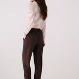 Lolë Olivie Light Jogger in Java dark brown — the Olivie Jogger is your go-anywhere take on comfort