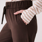 Lolë Olivie Light Jogger in Java dark brown — the Olivie Jogger is your go-anywhere take on comfort