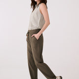 Lolë Olivie Light Jogger in Moss olive green — the Olivie Jogger is your go-anywhere take on comfort