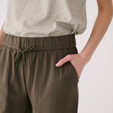 Lolë Olivie Light Jogger in Moss olive green — the Olivie Jogger is your go-anywhere take on comfort